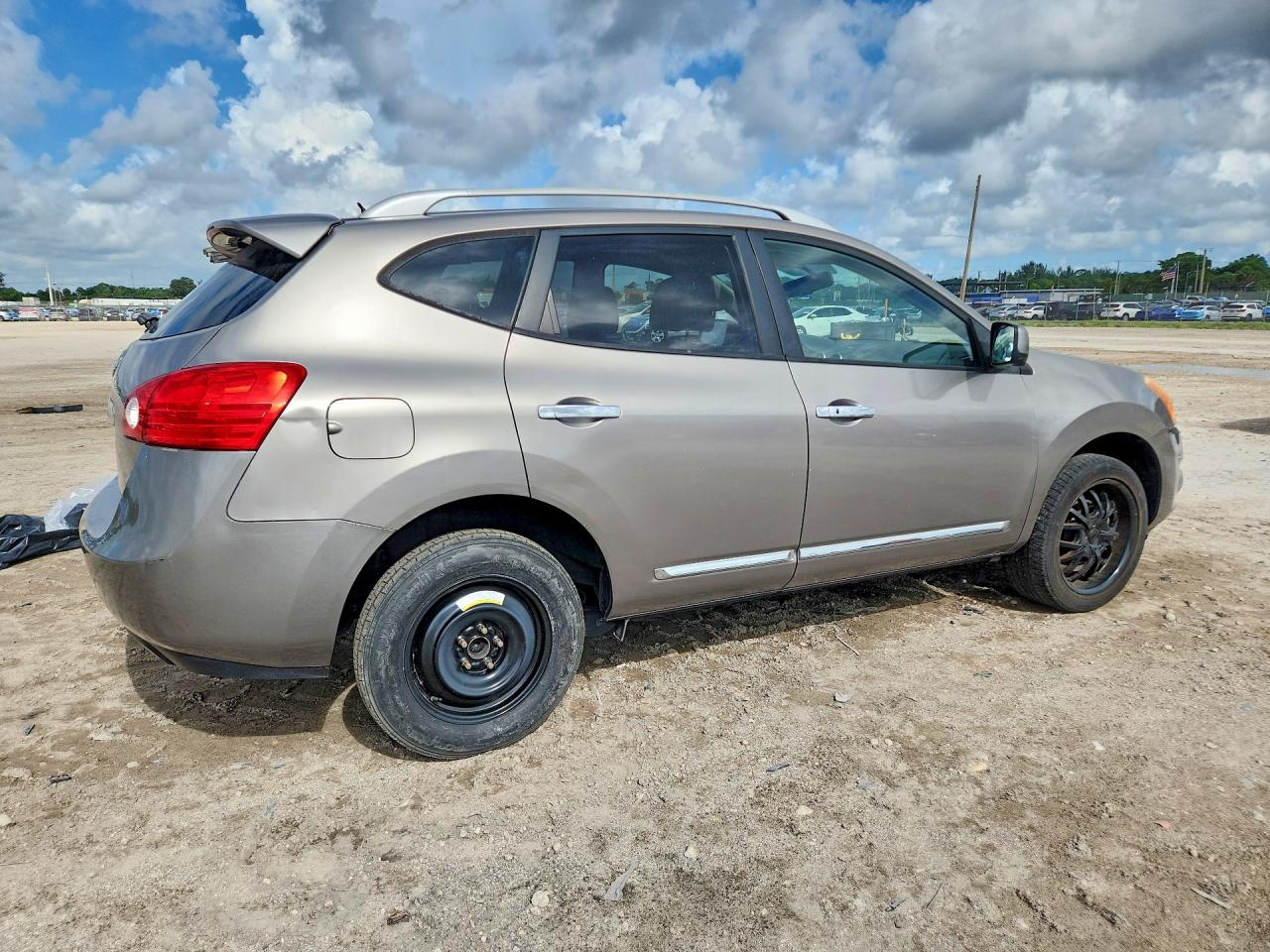 2013 Nissan Rogue S Gray vin: JN8AS5MT8DW024456