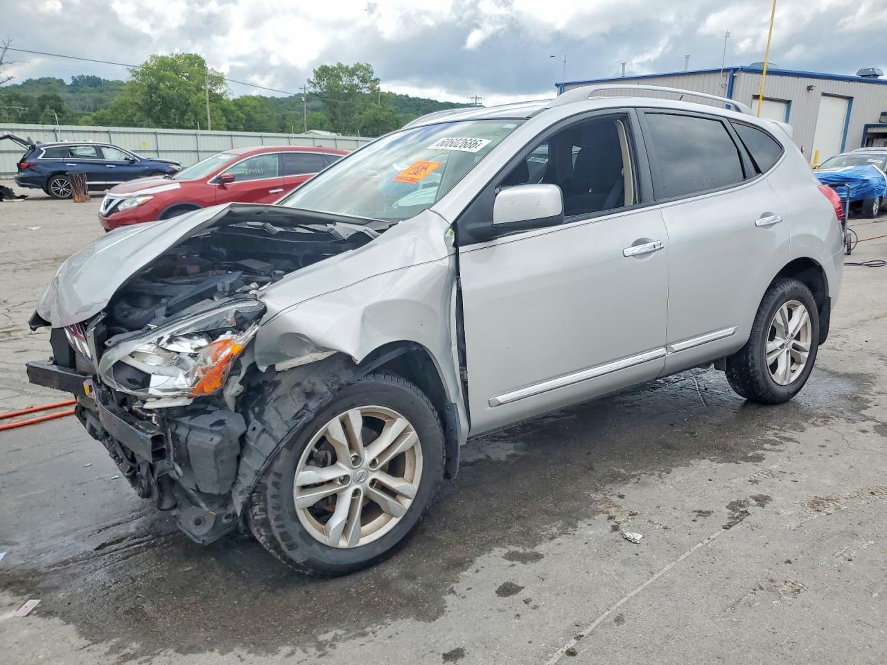 2013 Nissan Rogue S Silver vin: JN8AS5MT8DW508207