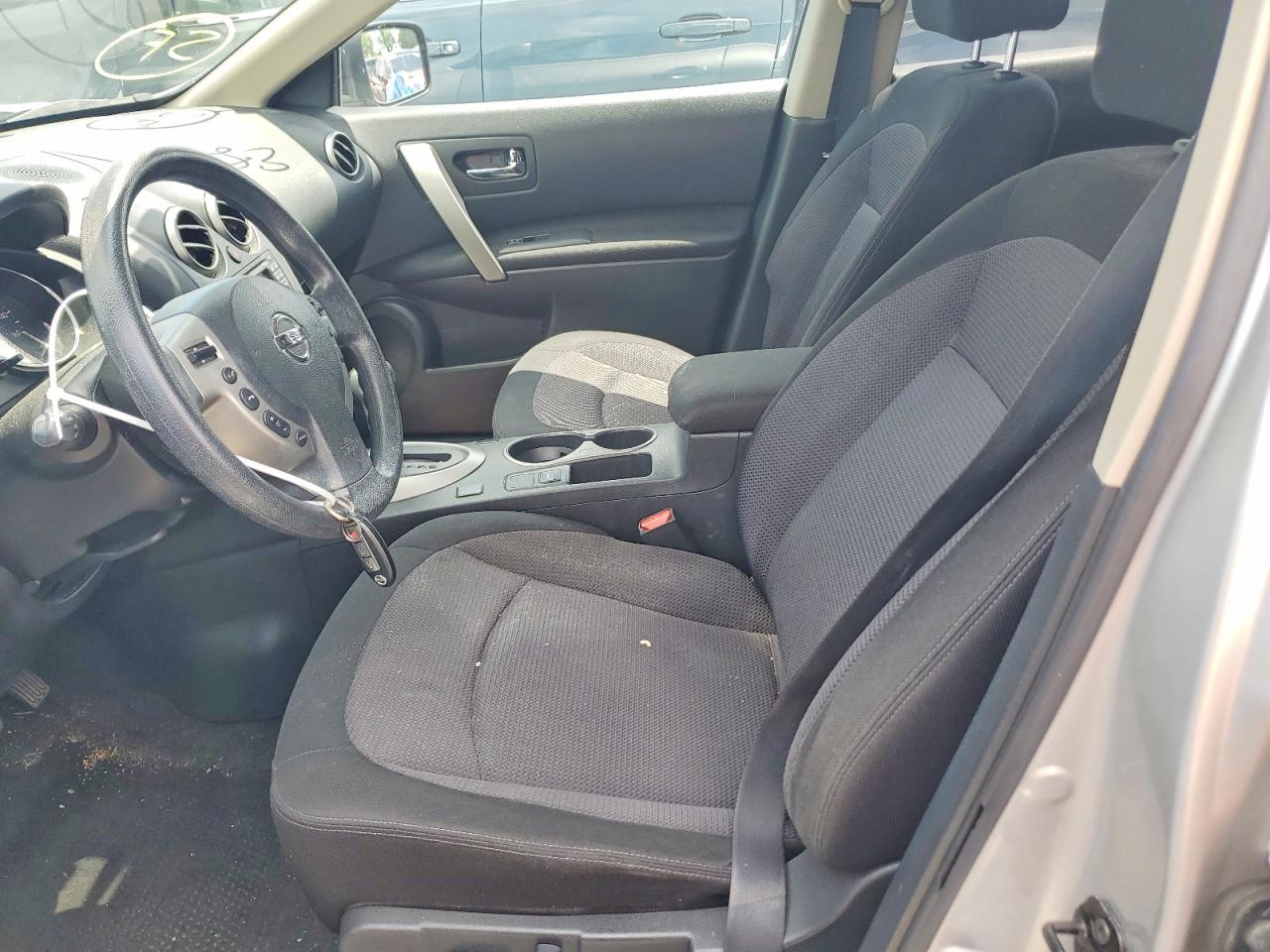 2013 Nissan Rogue S Серебряный vin: JN8AS5MT8DW508207