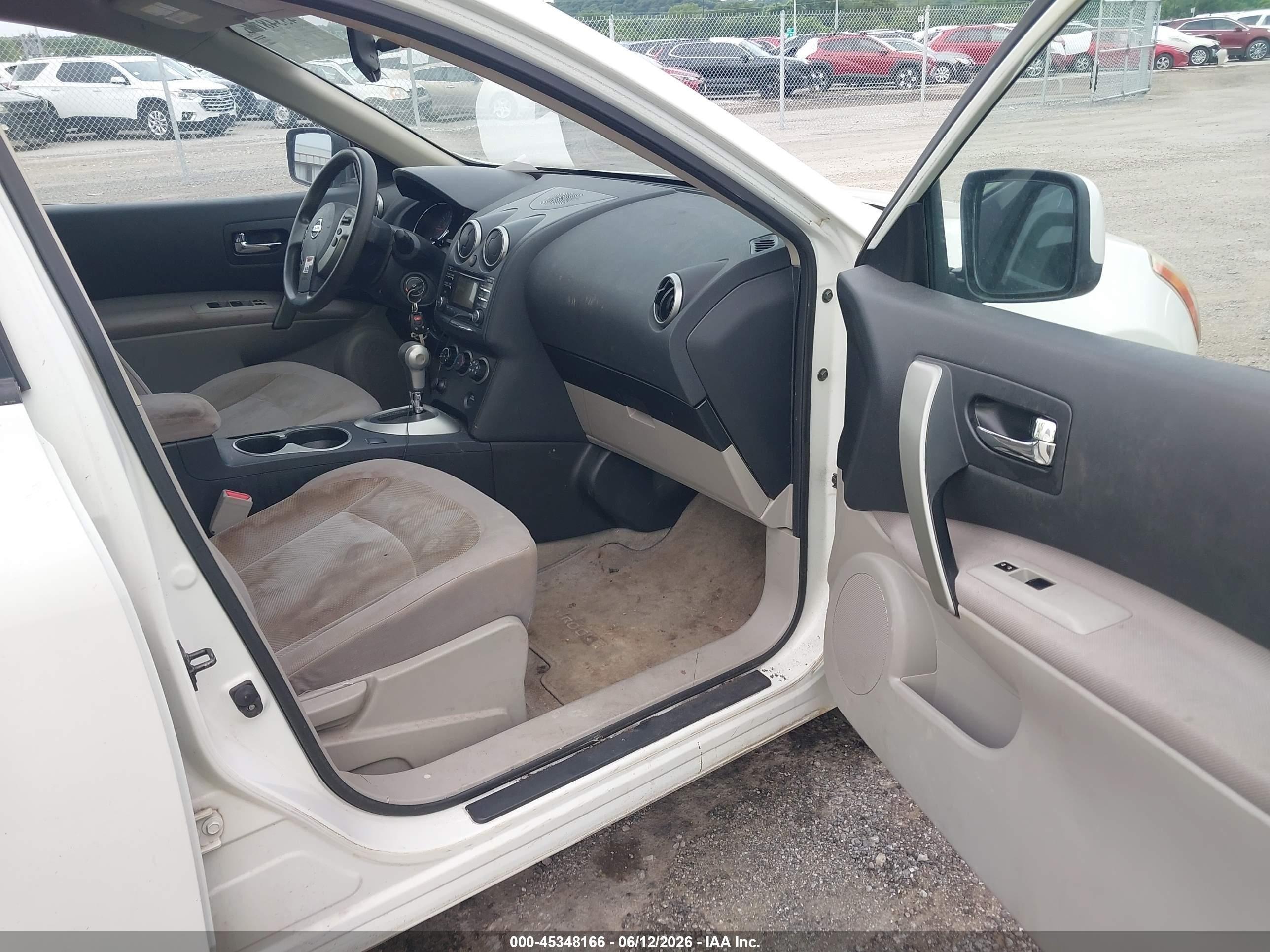 2013 Nissan Rogue S White vin: JN8AS5MT8DW522107