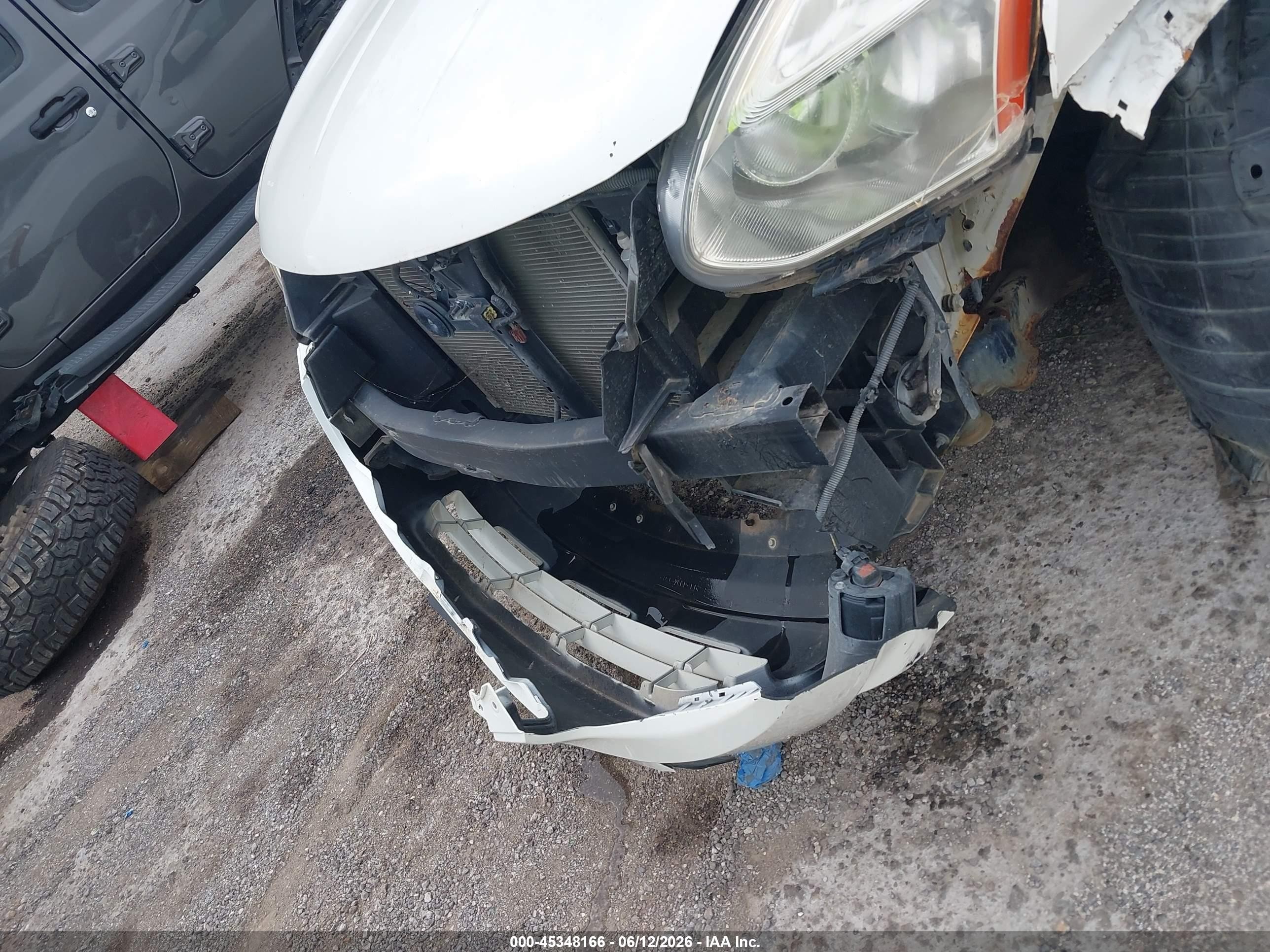 2013 Nissan Rogue S White vin: JN8AS5MT8DW522107