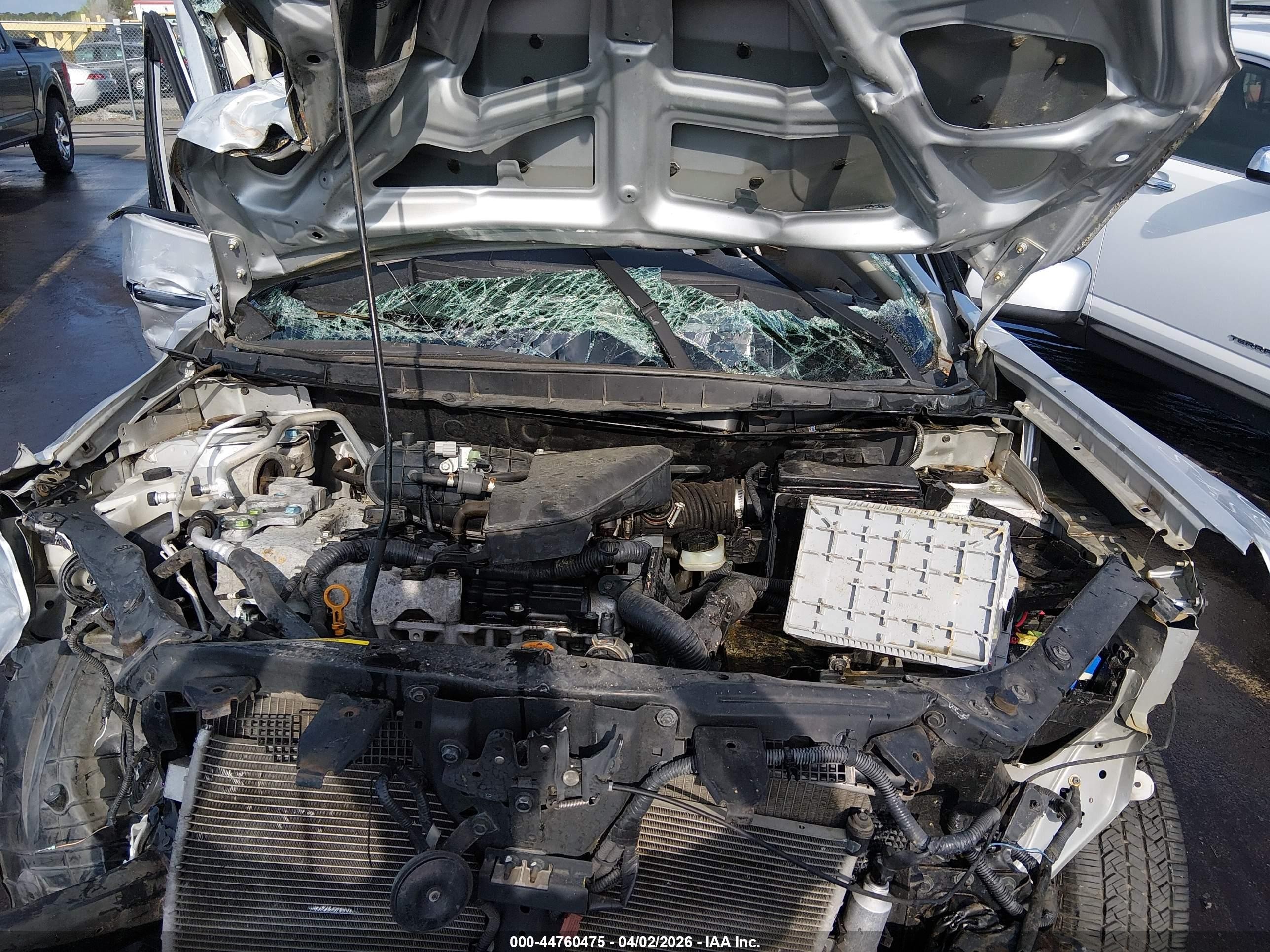 2013 Nissan Rogue S Silver vin: JN8AS5MT8DW530742