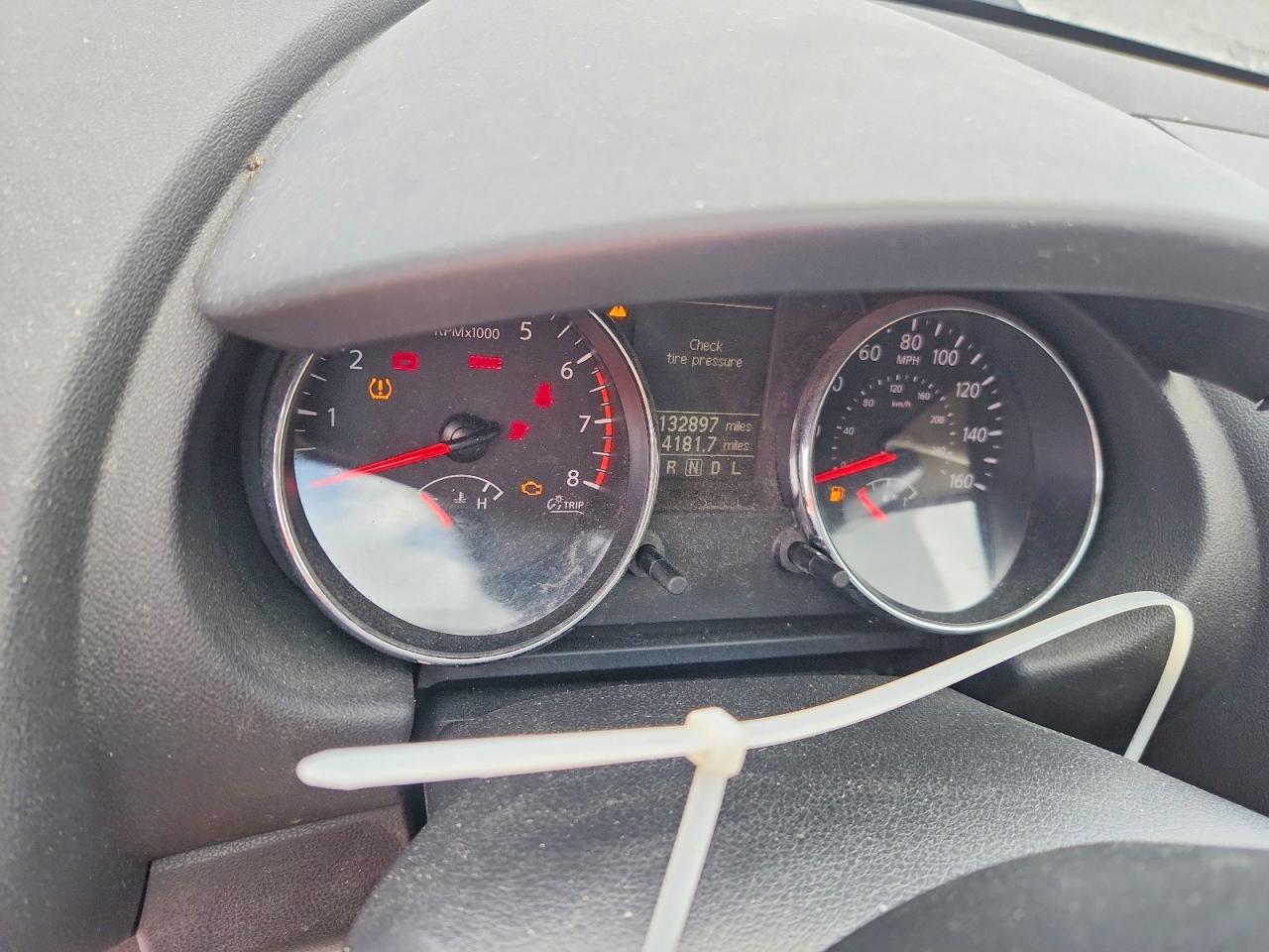 2013 Nissan Rogue S Red vin: JN8AS5MT8DW536153