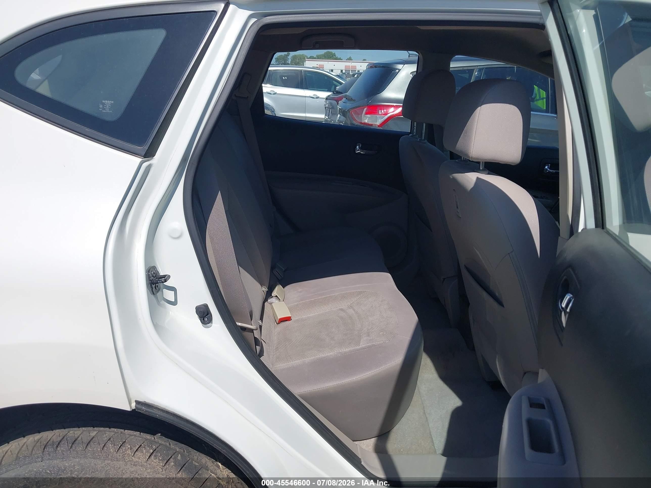 2013 Nissan Rogue S White vin: JN8AS5MT8DW547296