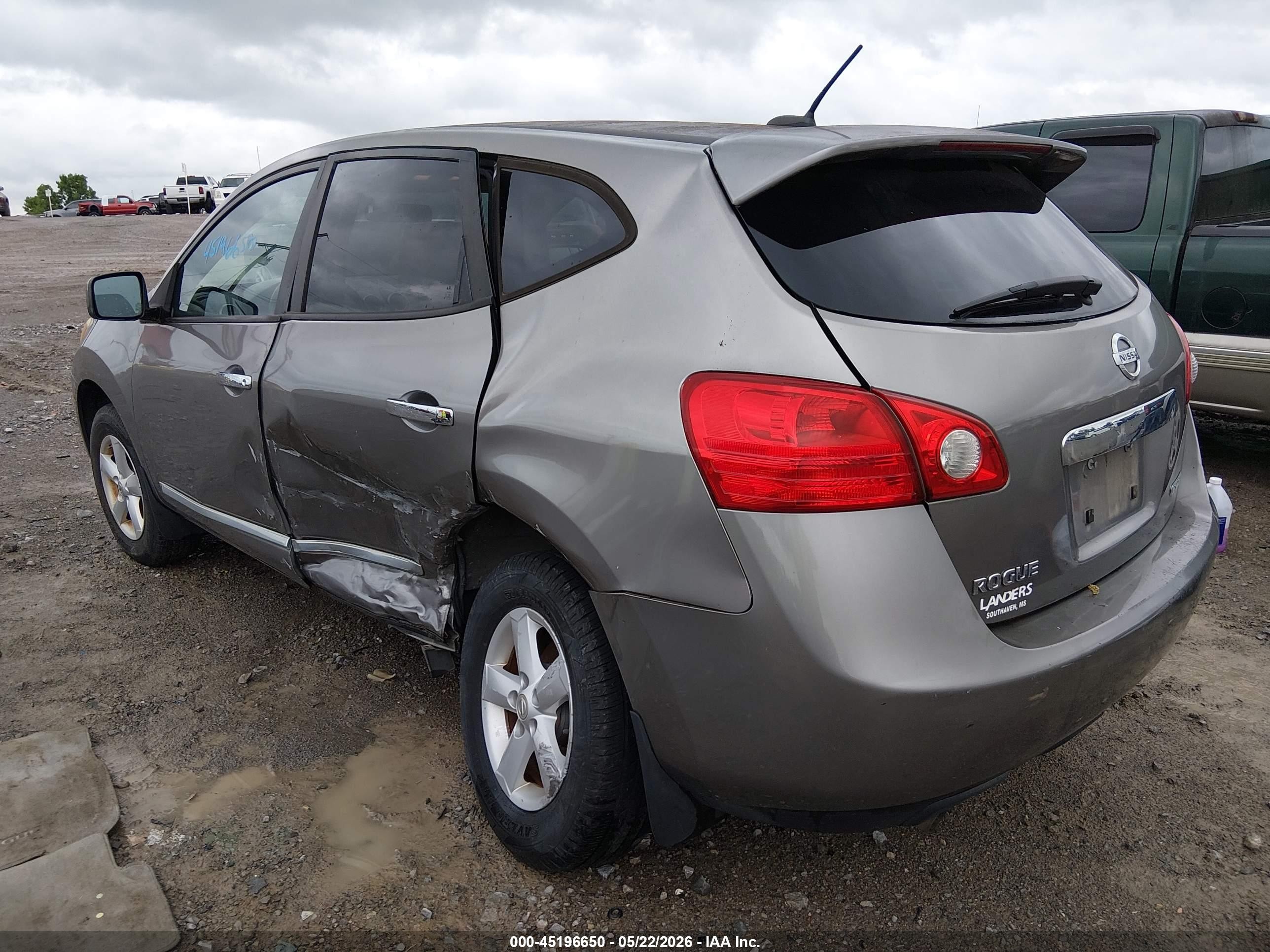 2013 Nissan Rogue S Champagne vin: JN8AS5MT8DW550201