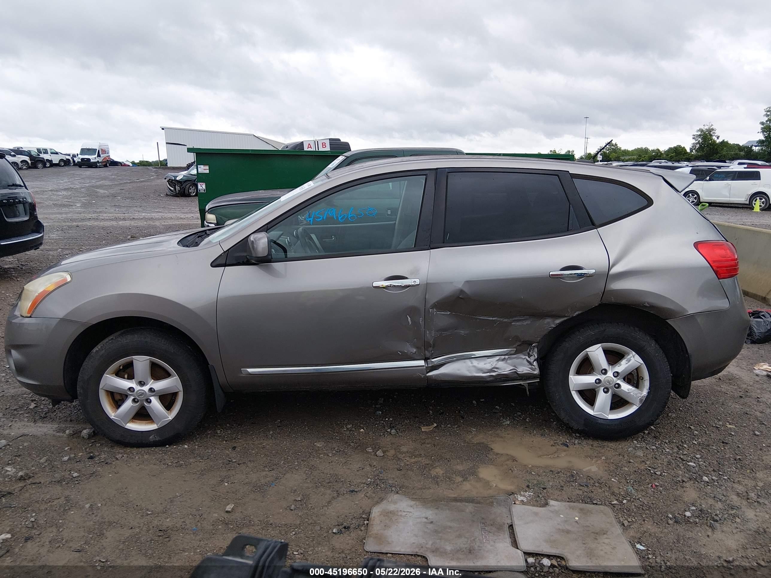 2013 Nissan Rogue S Champagne vin: JN8AS5MT8DW550201