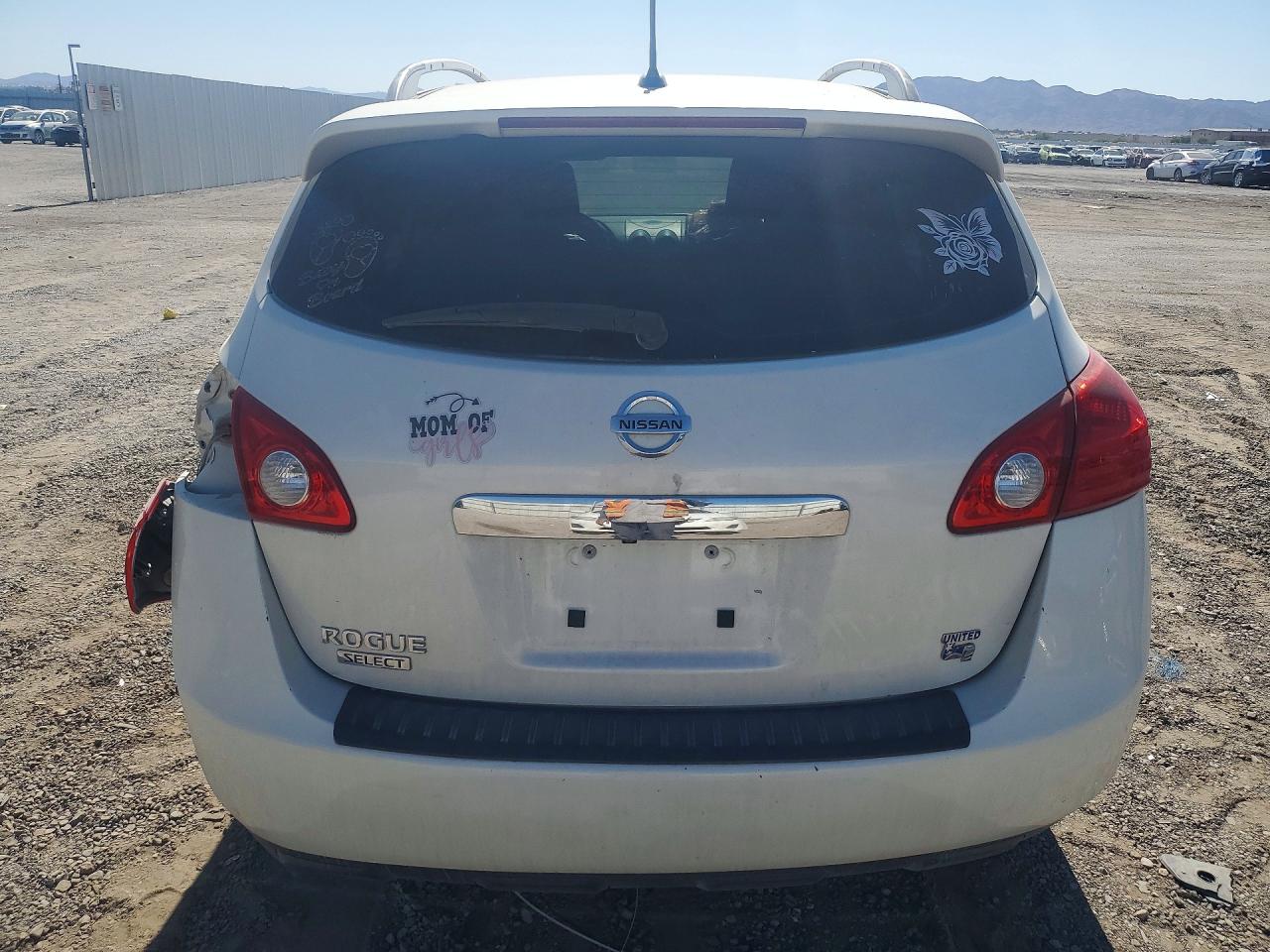 2014 Nissan Rogue Select S White vin: JN8AS5MT8EW616540