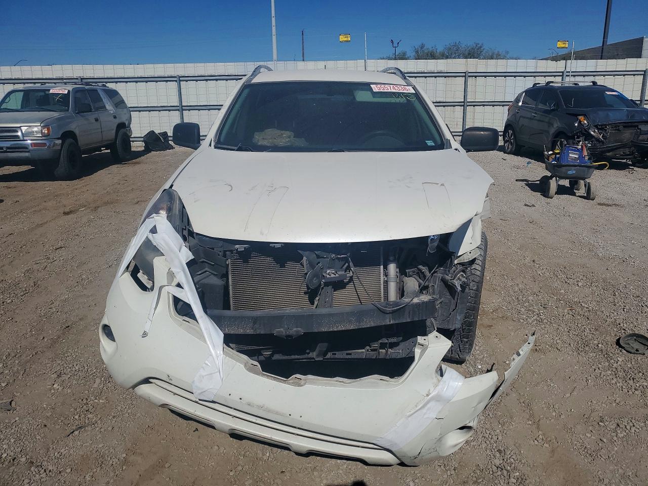 2014 Nissan Rogue Select S White vin: JN8AS5MT8EW616540
