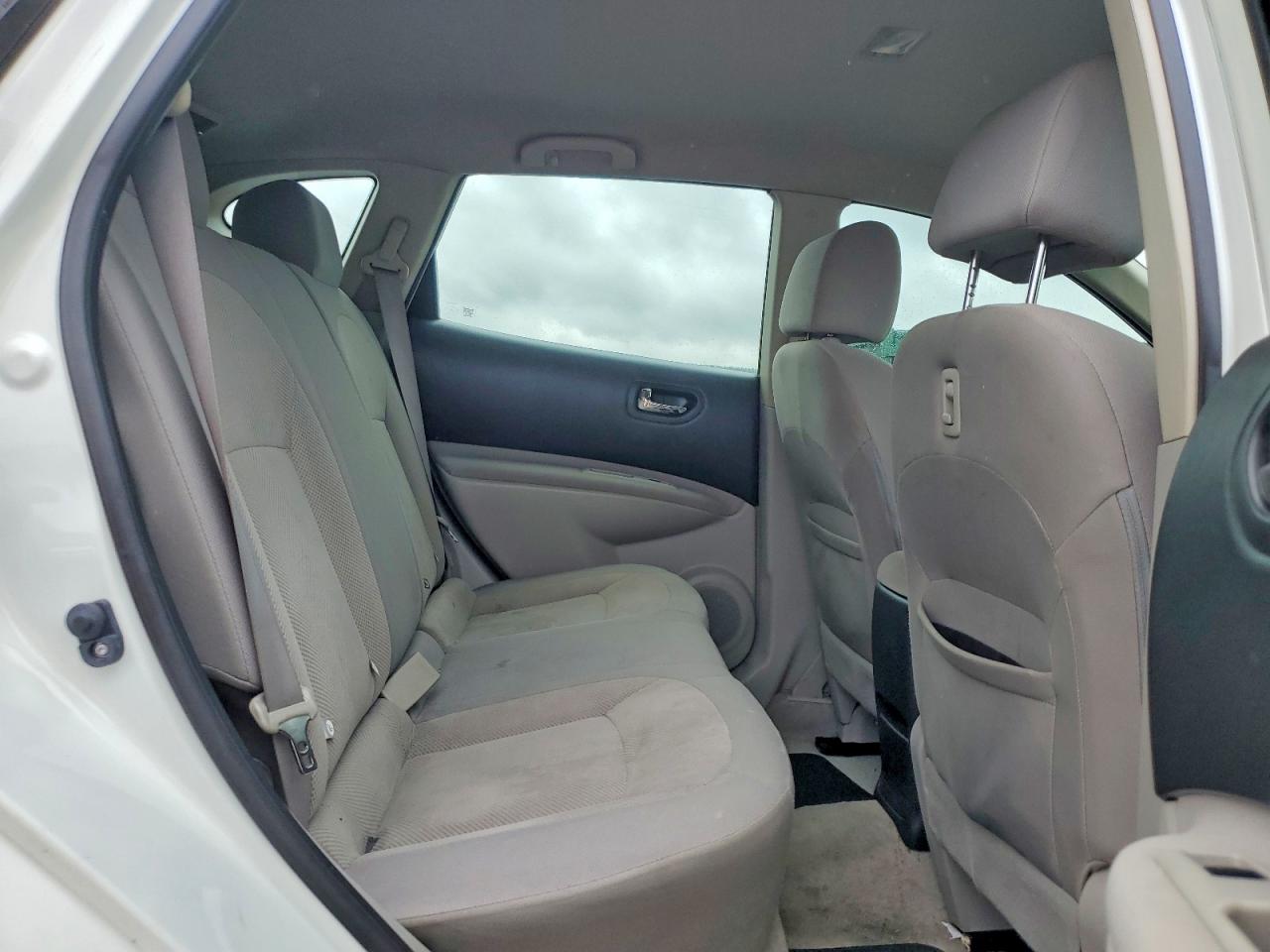 2014 Nissan Rogue Select S Белый vin: JN8AS5MT8EW621639