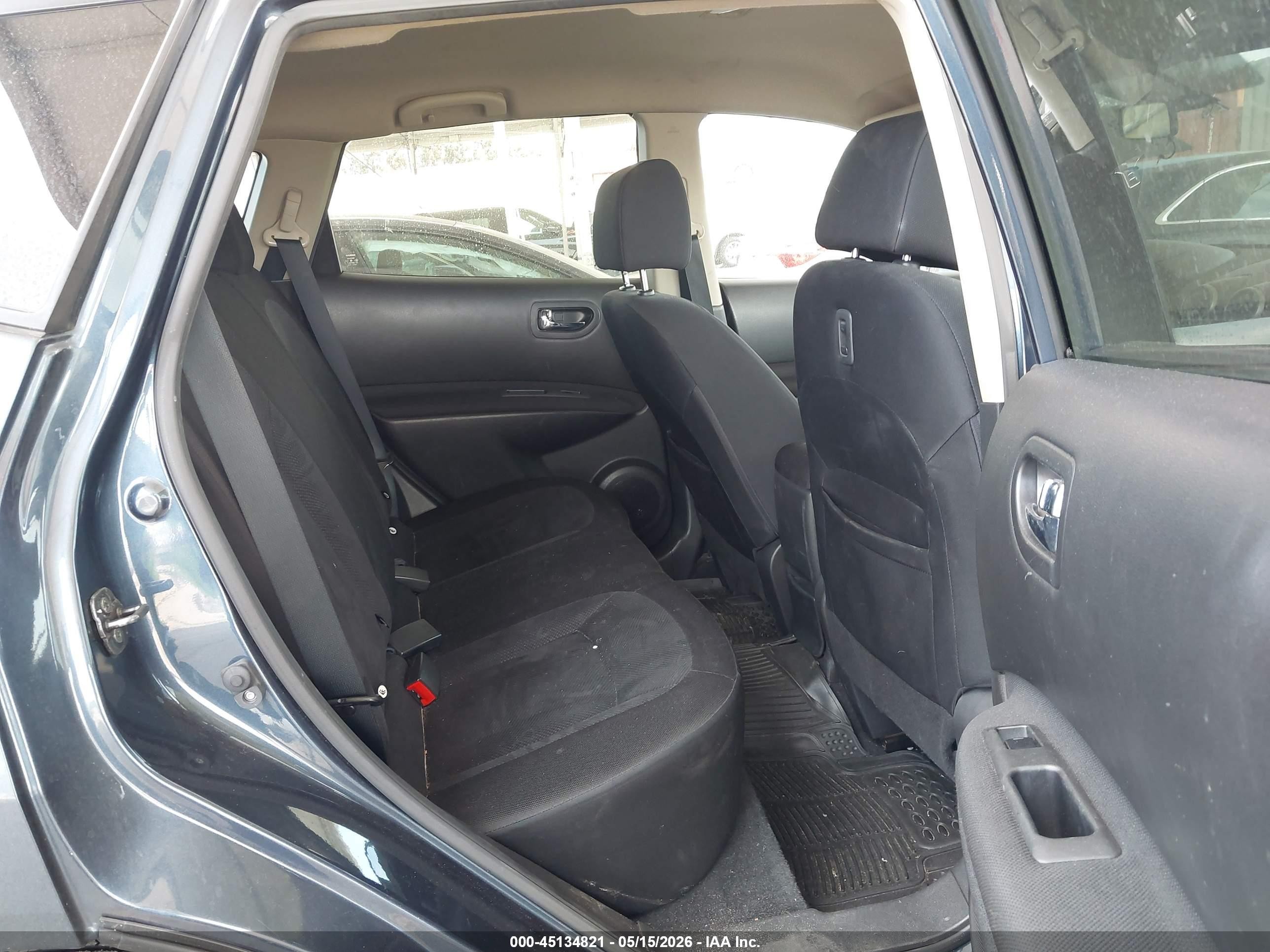 2015 Nissan Rogue Select S Navy vin: JN8AS5MT8FW156409