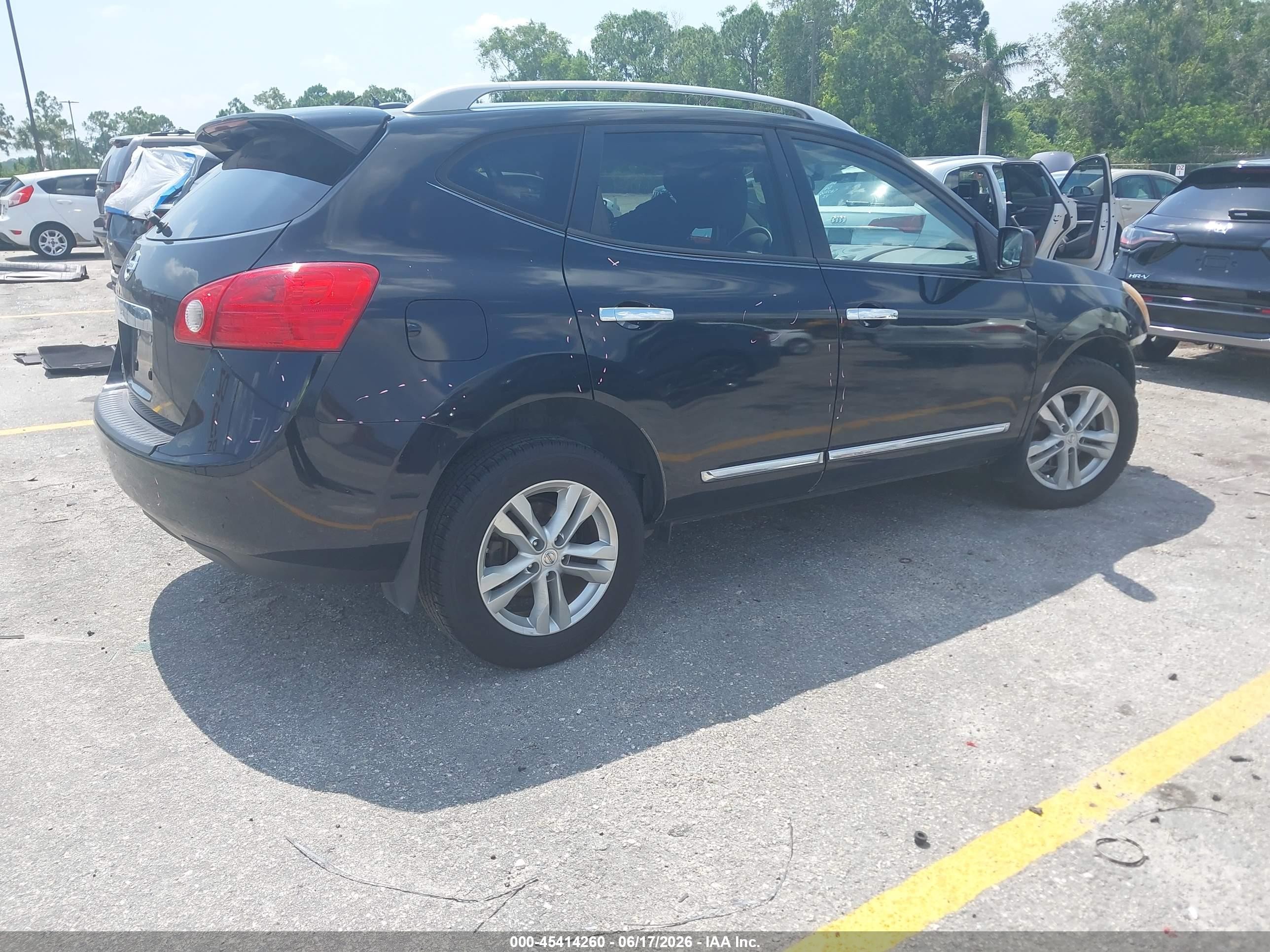 2015 Nissan Rogue Select S Black vin: JN8AS5MT8FW162355