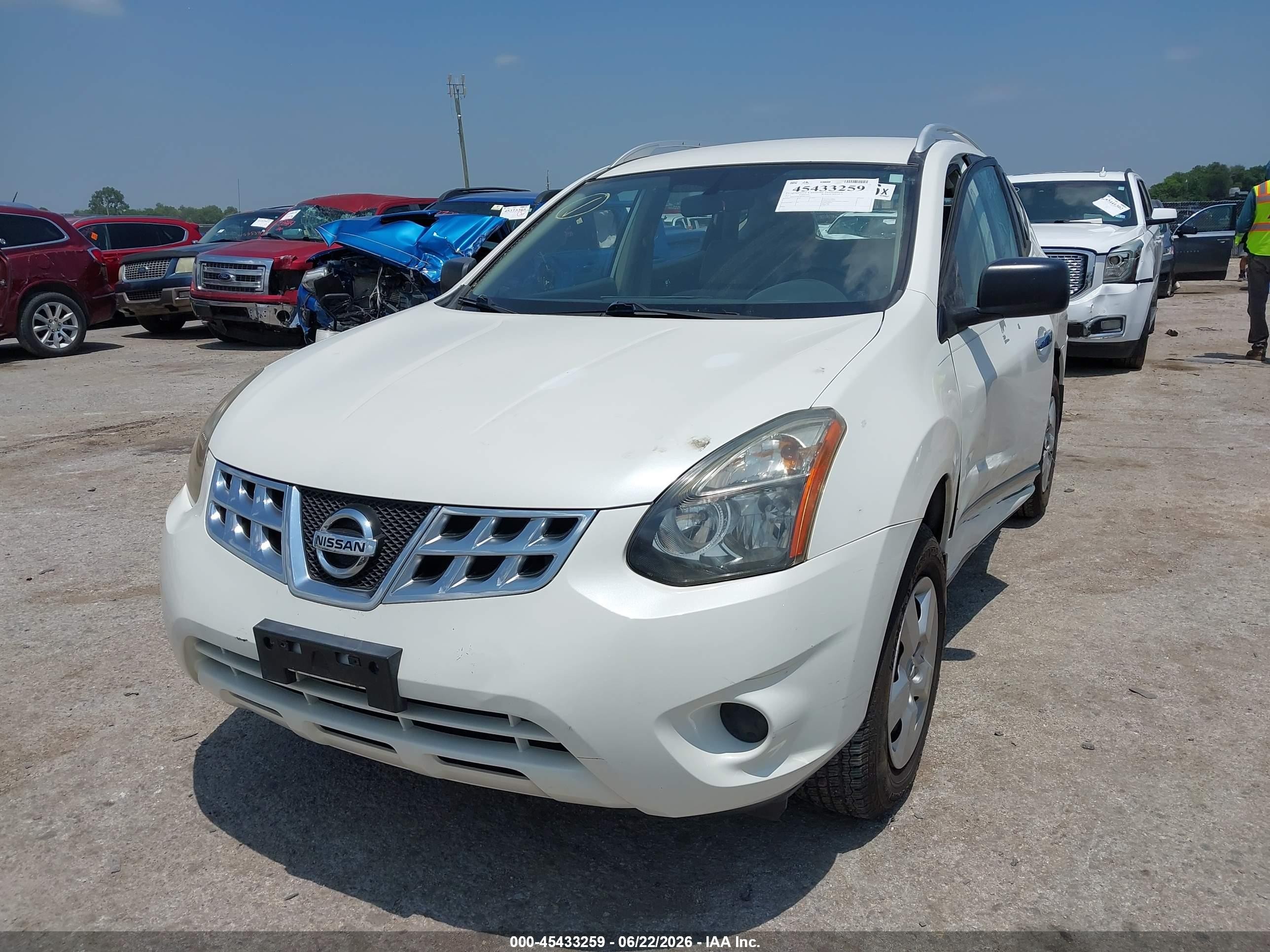 2015 Nissan Rogue Select S White vin: JN8AS5MT8FW651452