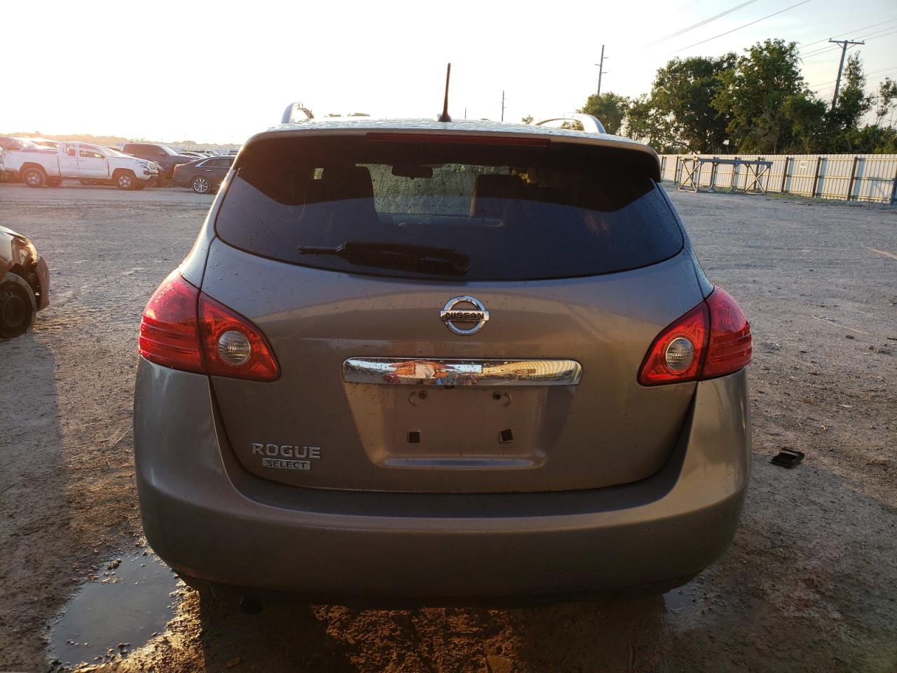 2015 Nissan Rogue Select S Gray vin: JN8AS5MT8FW658630
