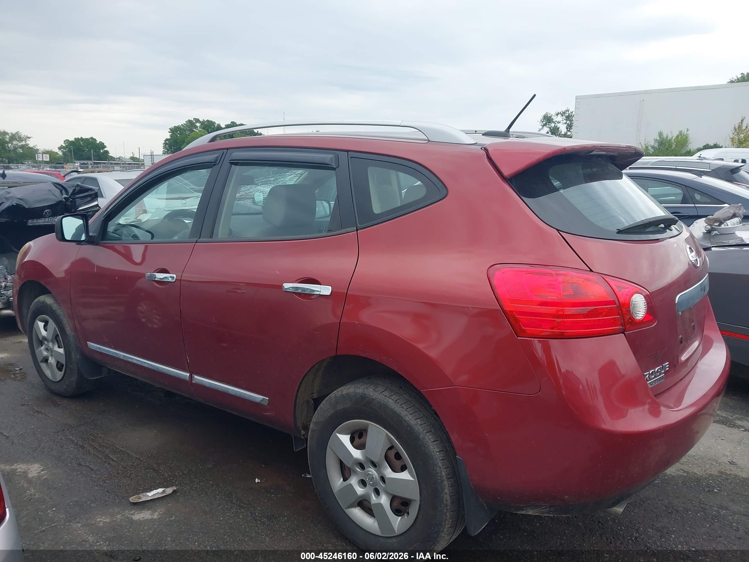 2015 Nissan Rogue Select S Red vin: JN8AS5MT8FW664119