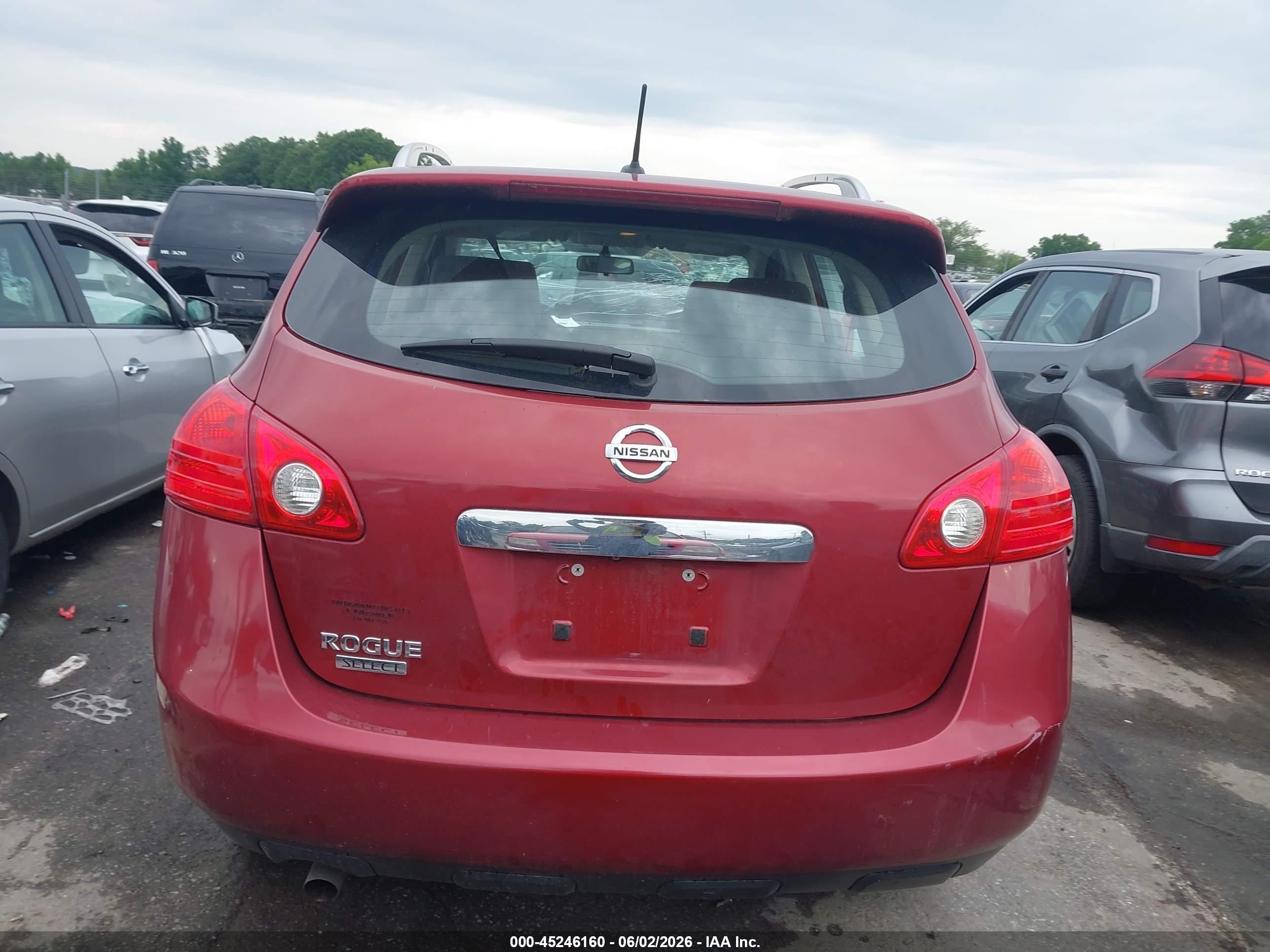 2015 Nissan Rogue Select S Red vin: JN8AS5MT8FW664119