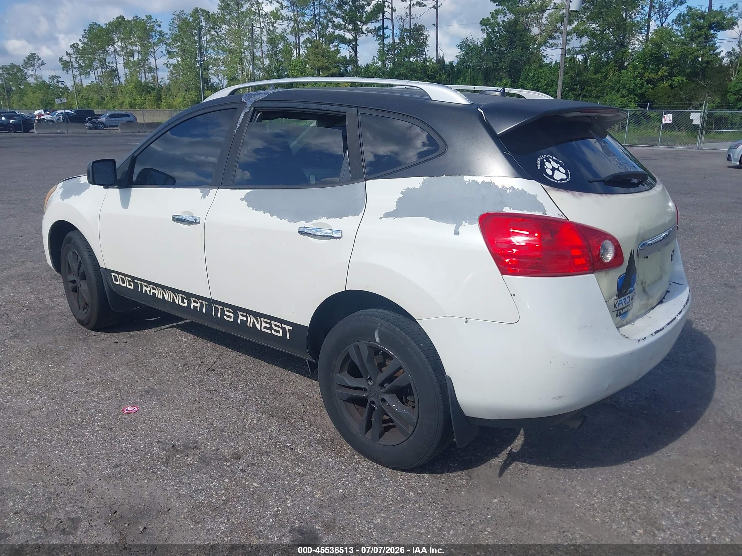 2015 Nissan Rogue Select S White vin: JN8AS5MT8FW669854