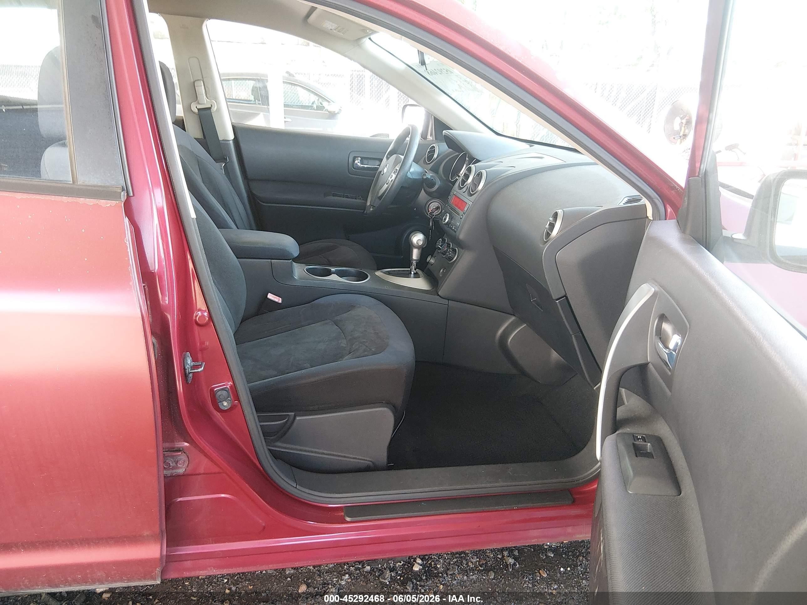 2010 Nissan Rogue S Red vin: JN8AS5MT9AW000467