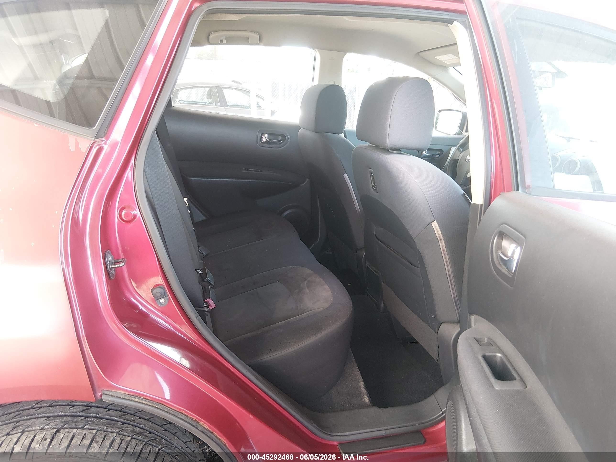 2010 Nissan Rogue S Red vin: JN8AS5MT9AW000467