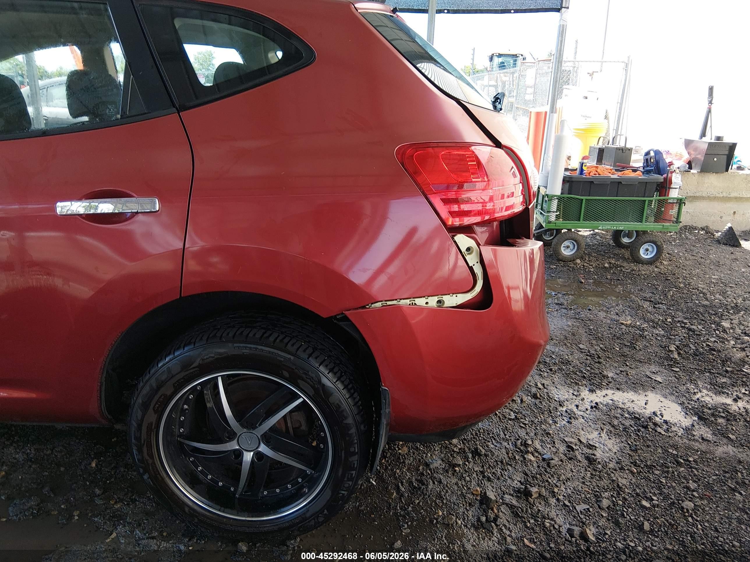 2010 Nissan Rogue S Red vin: JN8AS5MT9AW000467