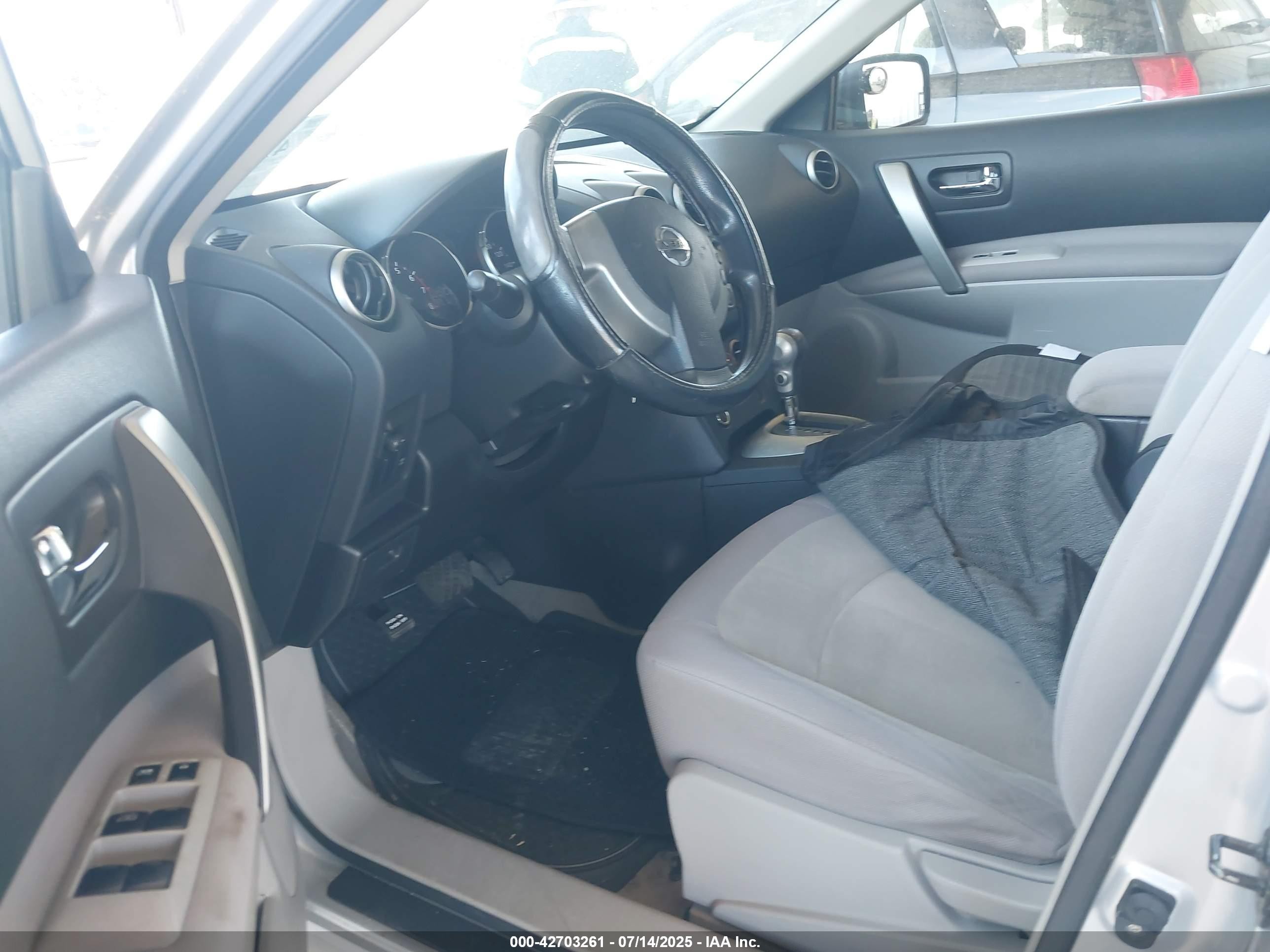 2010 Nissan Rogue S Silver vin: JN8AS5MT9AW020539