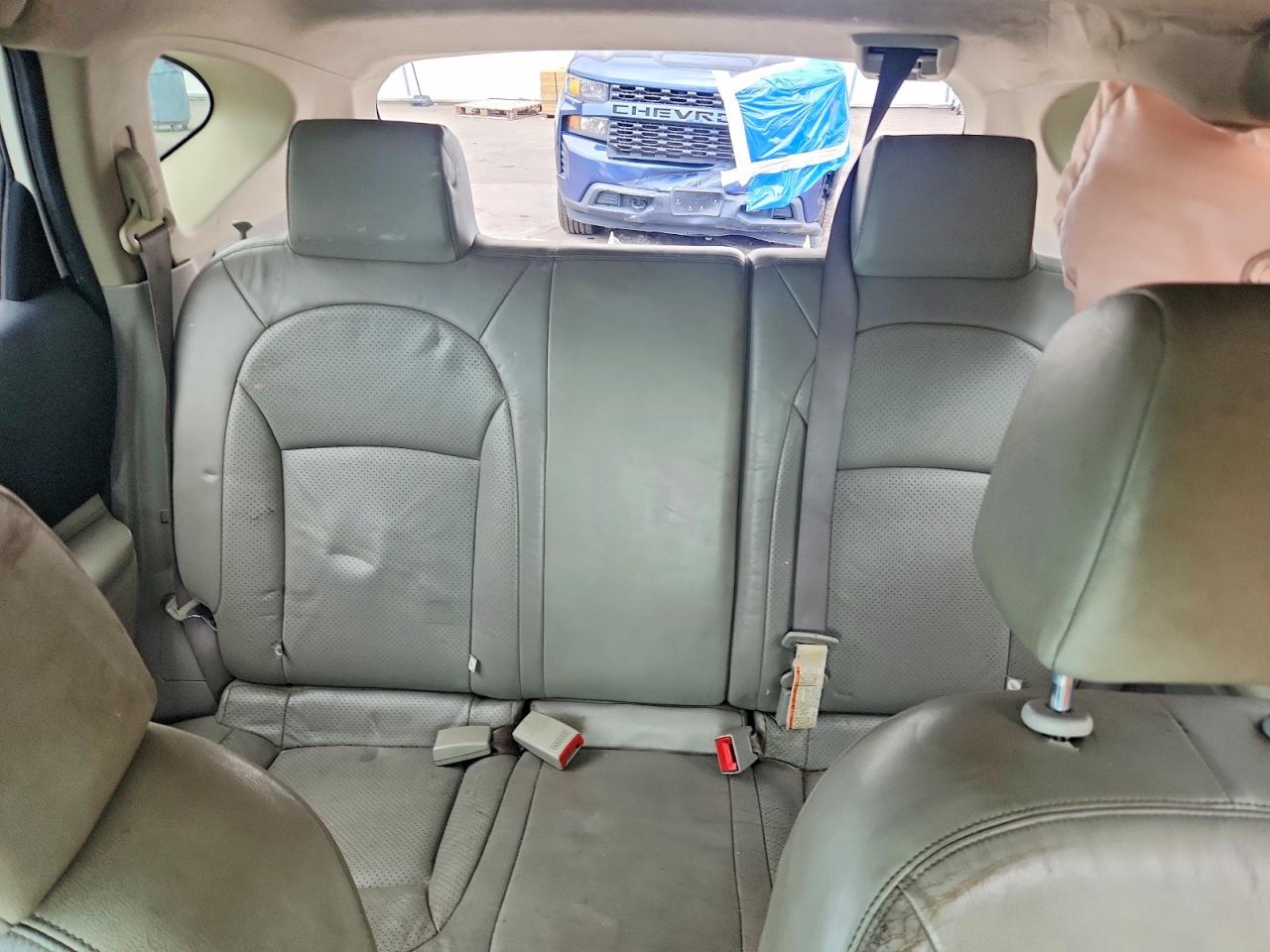 2011 Nissan Rogue S White vin: JN8AS5MT9BW159121