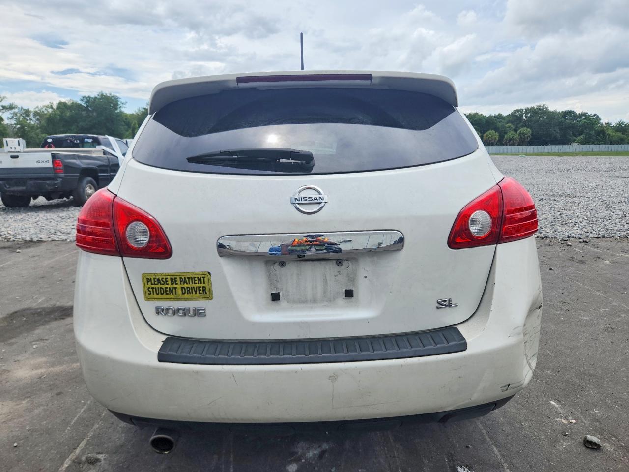 2011 Nissan Rogue S White vin: JN8AS5MT9BW159121