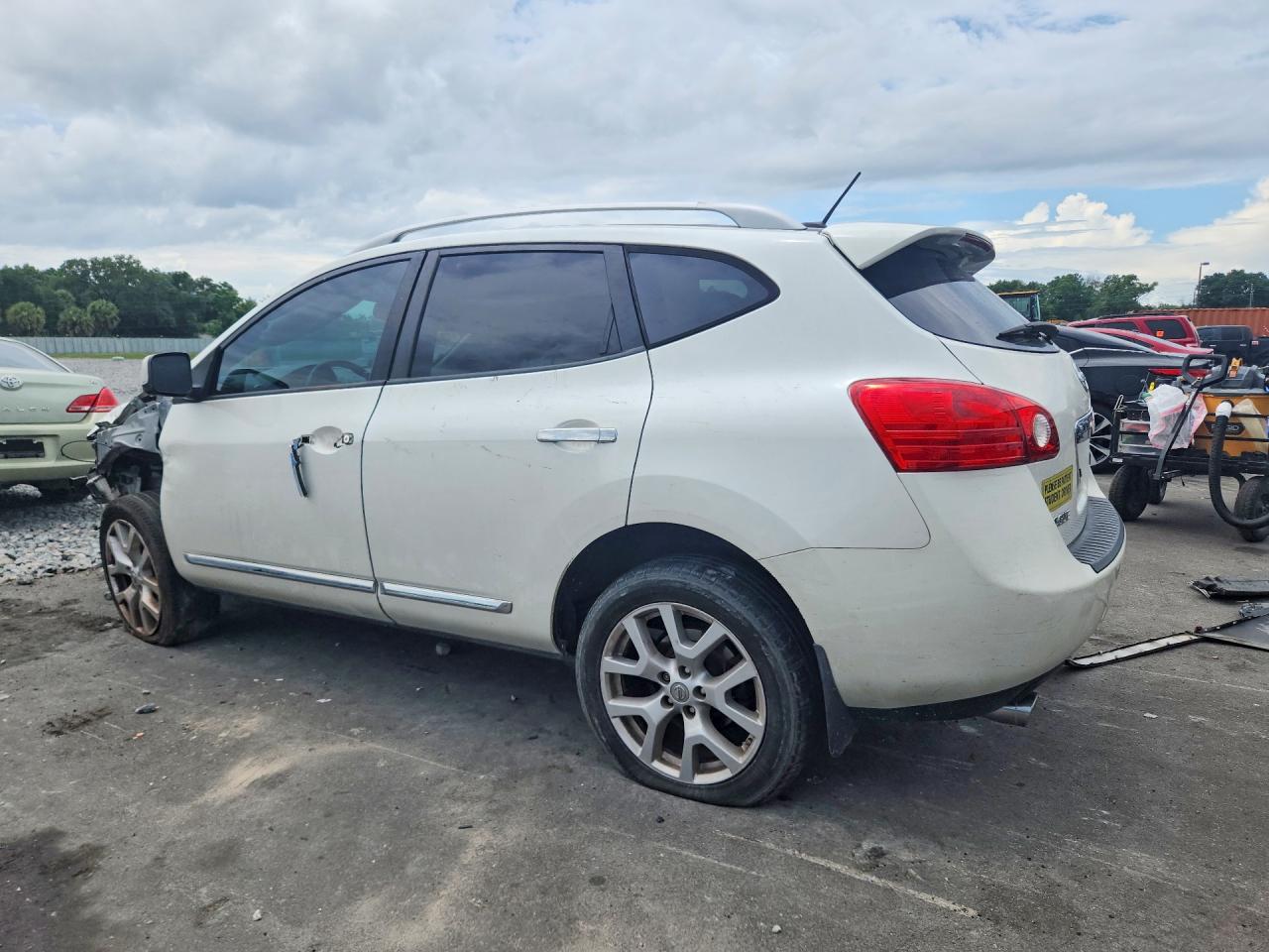 2011 Nissan Rogue S White vin: JN8AS5MT9BW159121
