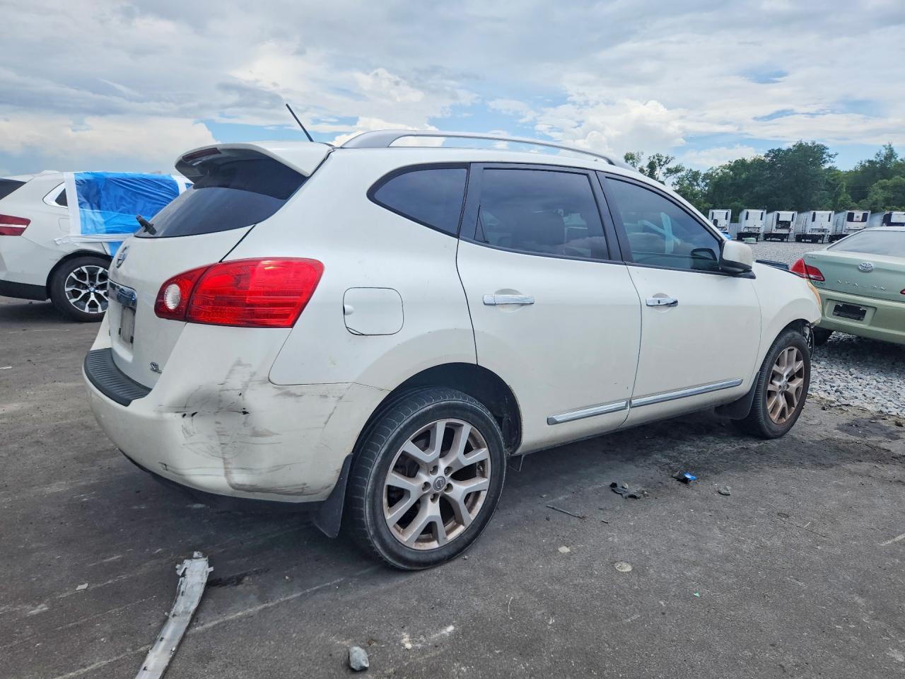2011 Nissan Rogue S White vin: JN8AS5MT9BW159121
