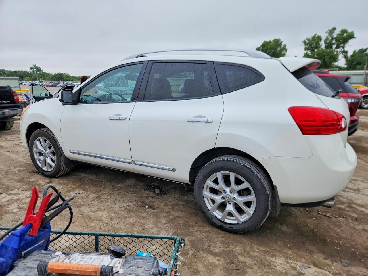 2011 Nissan Rogue S Белый vin: JN8AS5MT9BW166215