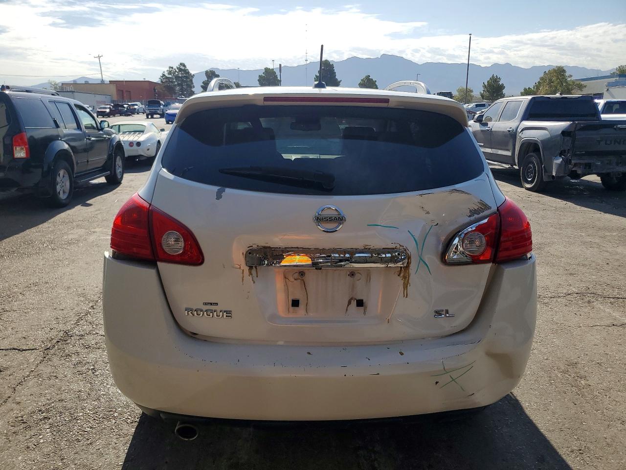2011 Nissan Rogue S White vin: JN8AS5MT9BW185542