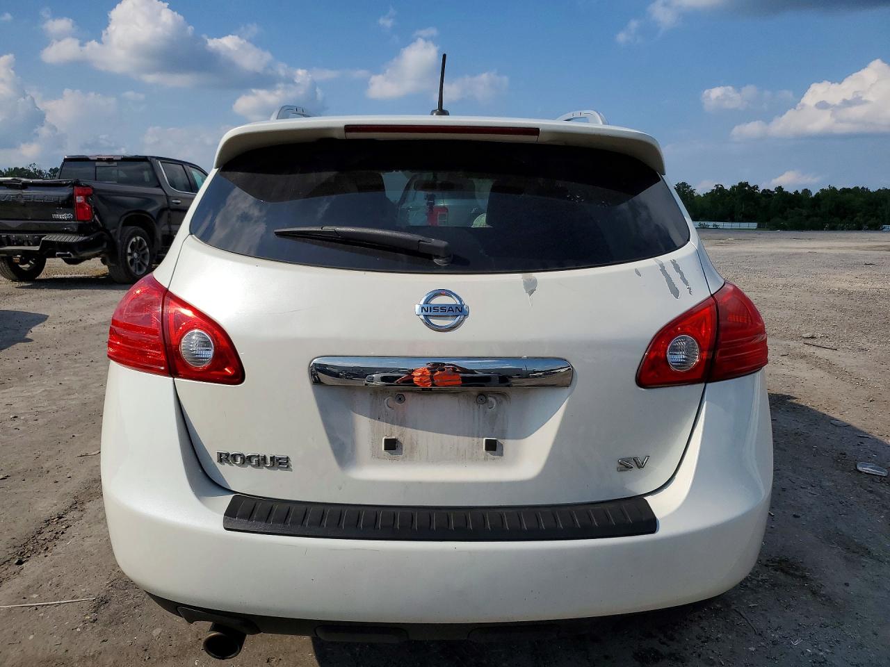 2011 Nissan Rogue S White vin: JN8AS5MT9BW185718