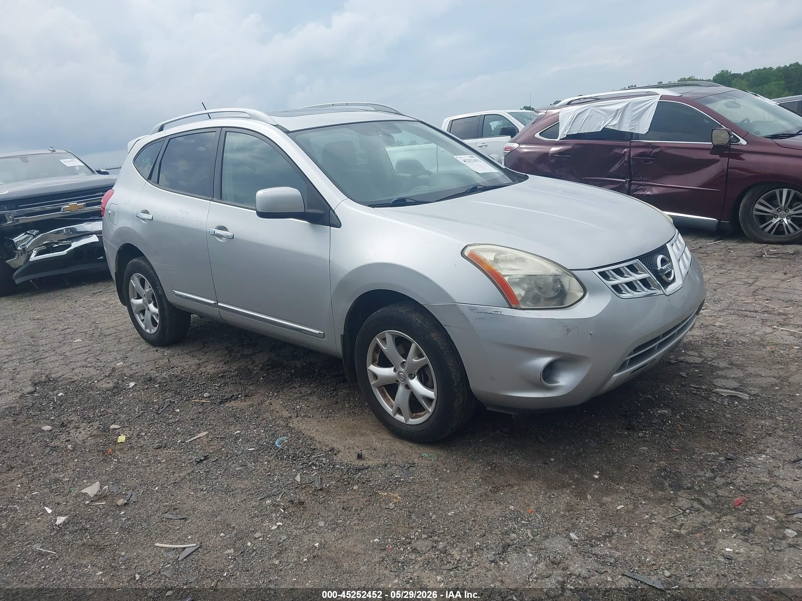 2011 Nissan Rogue Sv Silver vin: JN8AS5MT9BW563357