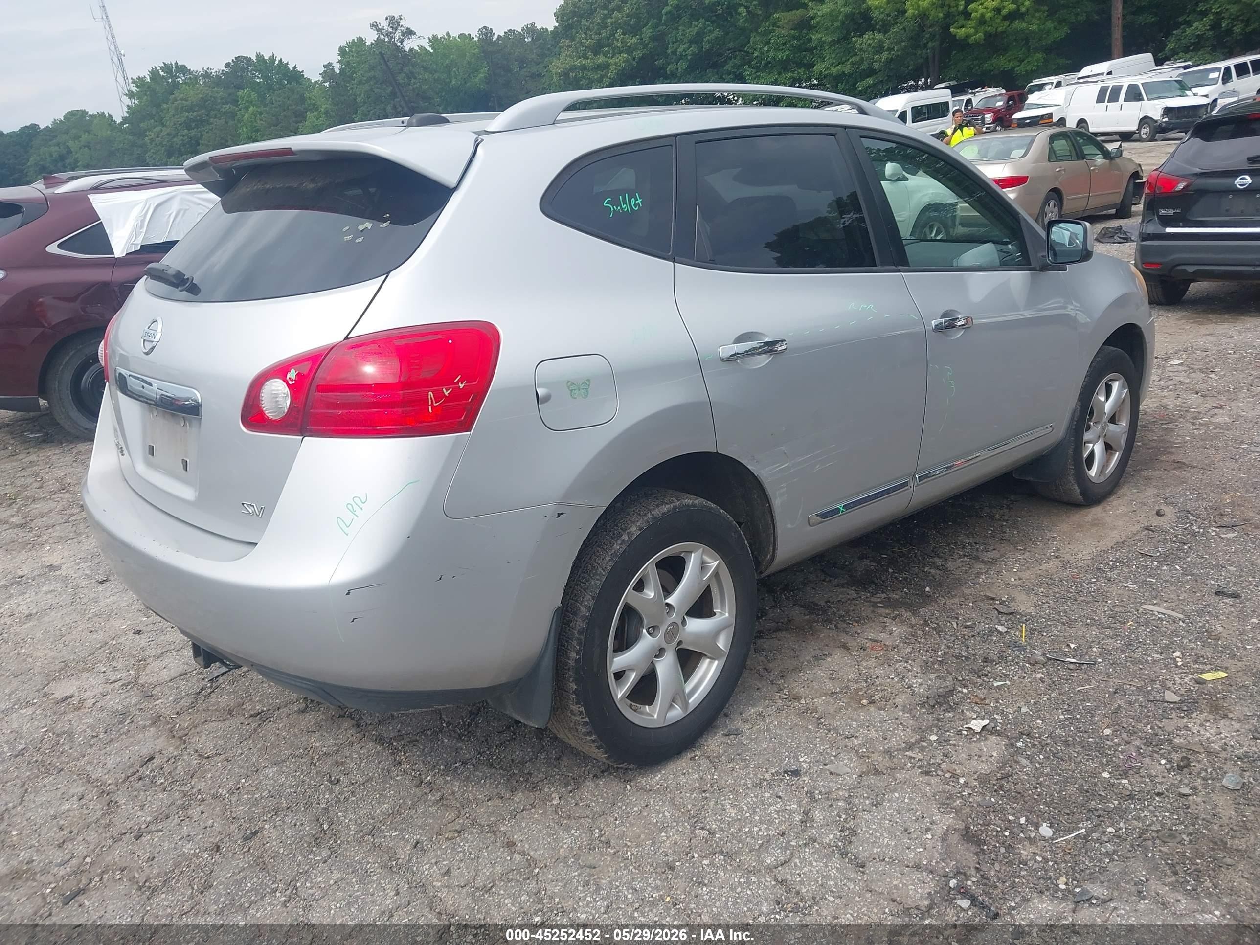 2011 Nissan Rogue Sv Silver vin: JN8AS5MT9BW563357