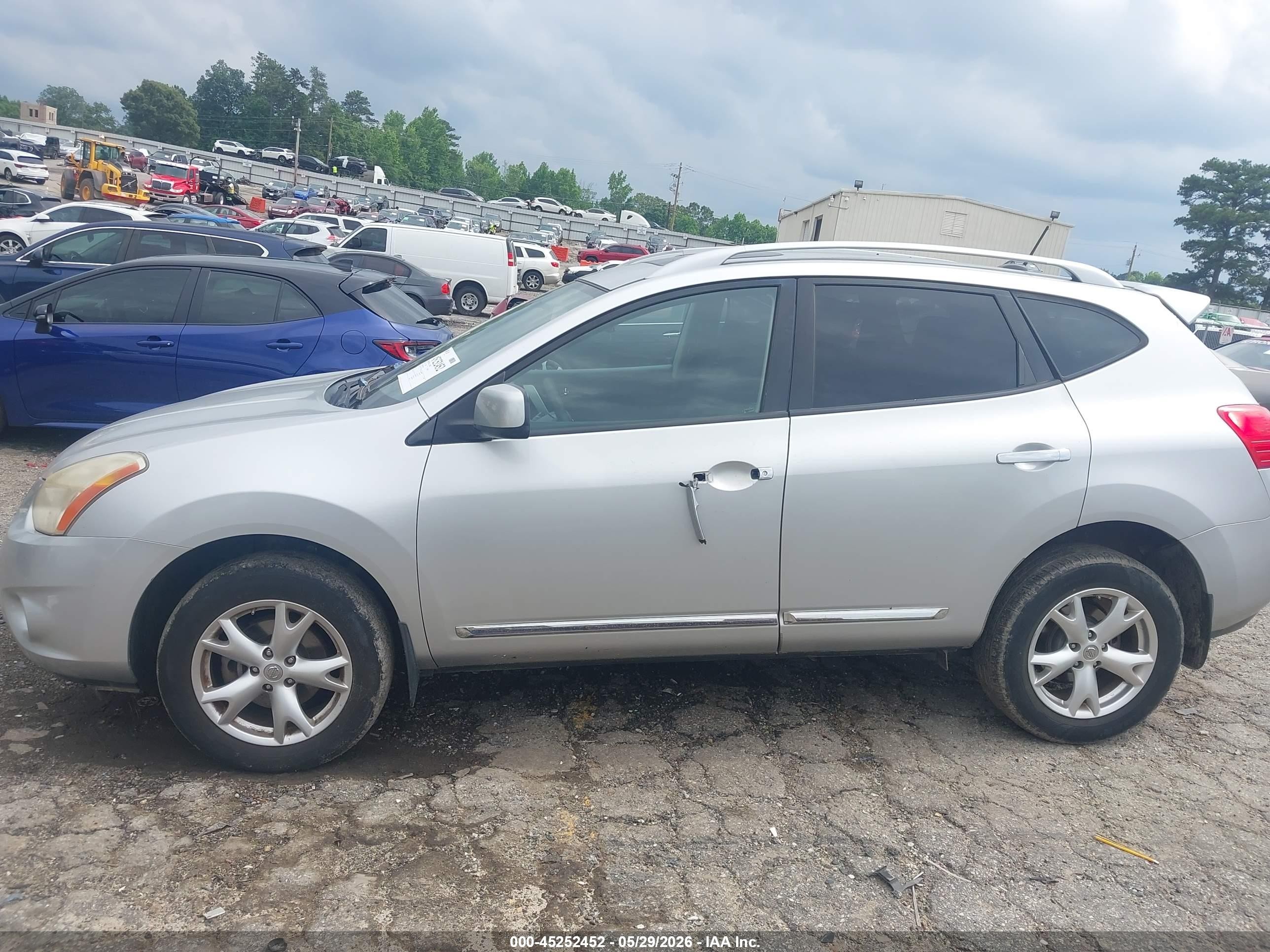 2011 Nissan Rogue Sv Silver vin: JN8AS5MT9BW563357