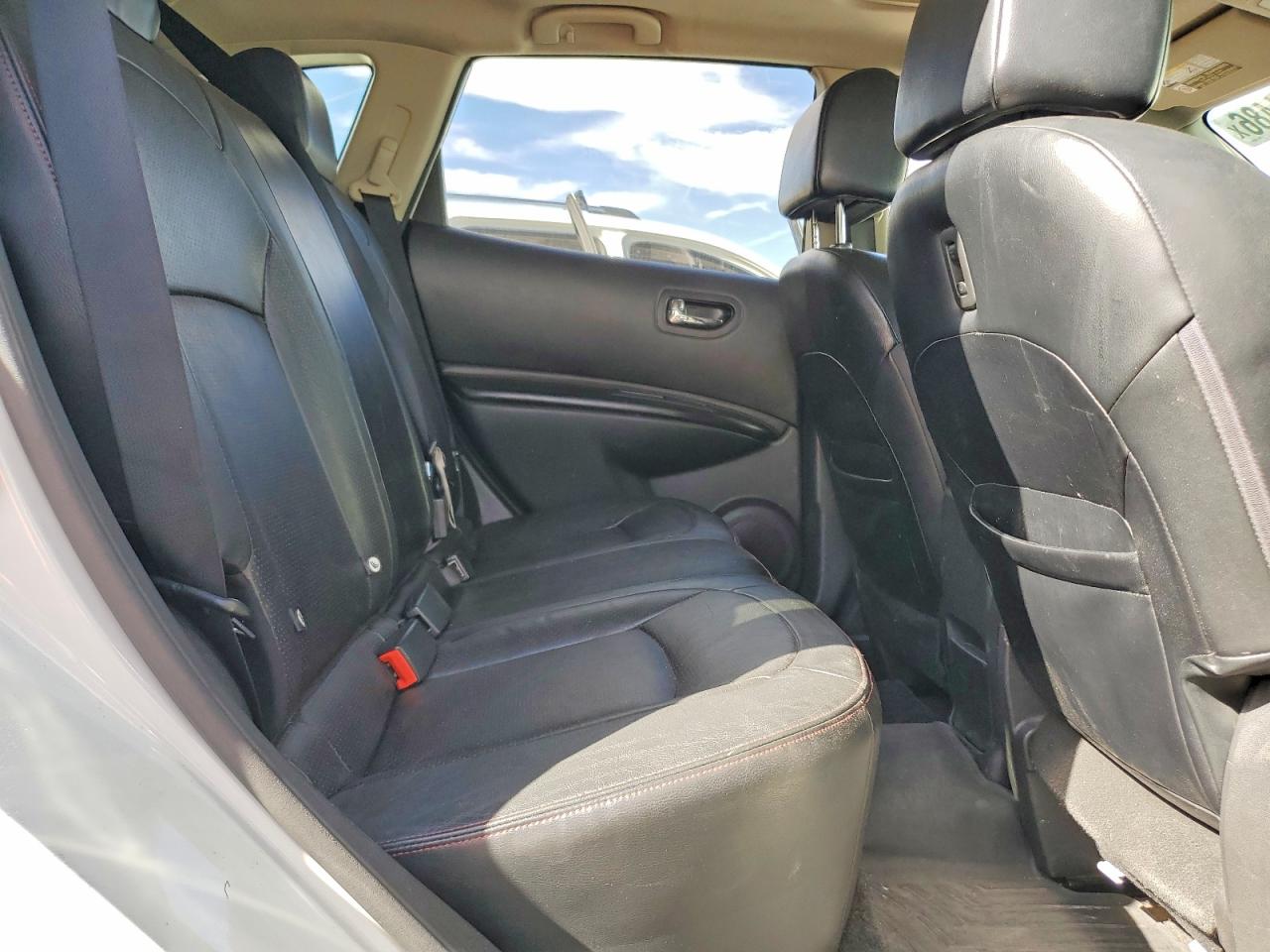 2012 Nissan Rogue S White vin: JN8AS5MT9CW268261