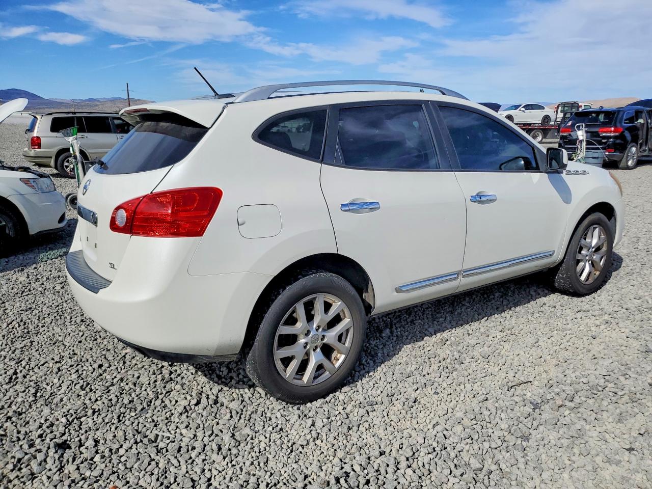 2012 Nissan Rogue S White vin: JN8AS5MT9CW268261