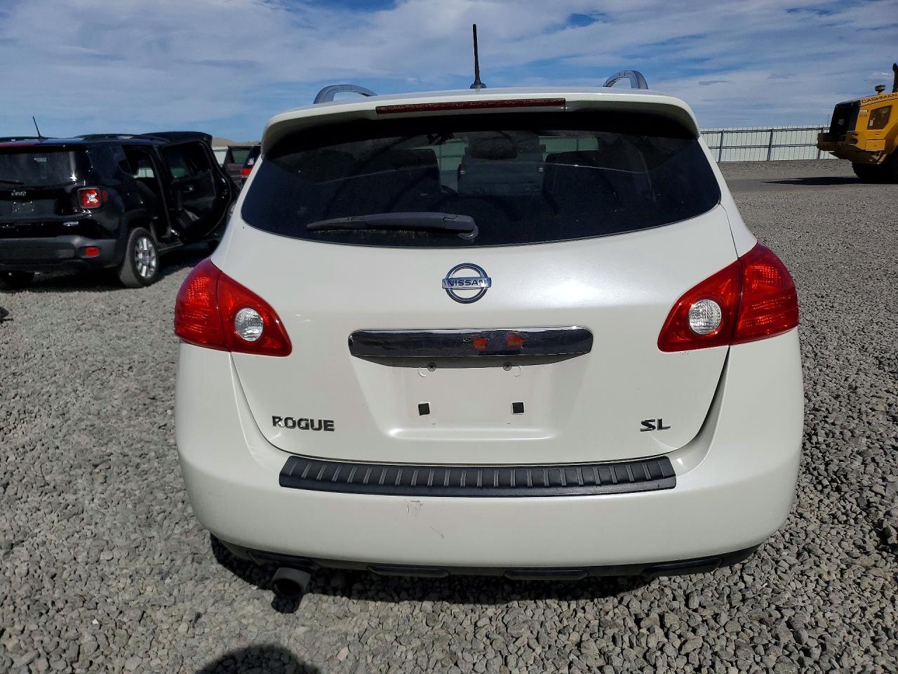 2012 Nissan Rogue S White vin: JN8AS5MT9CW268261