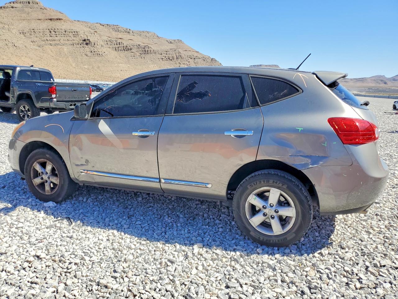 2012 Nissan Rogue S Желто-коричневый vin: JN8AS5MT9CW281477