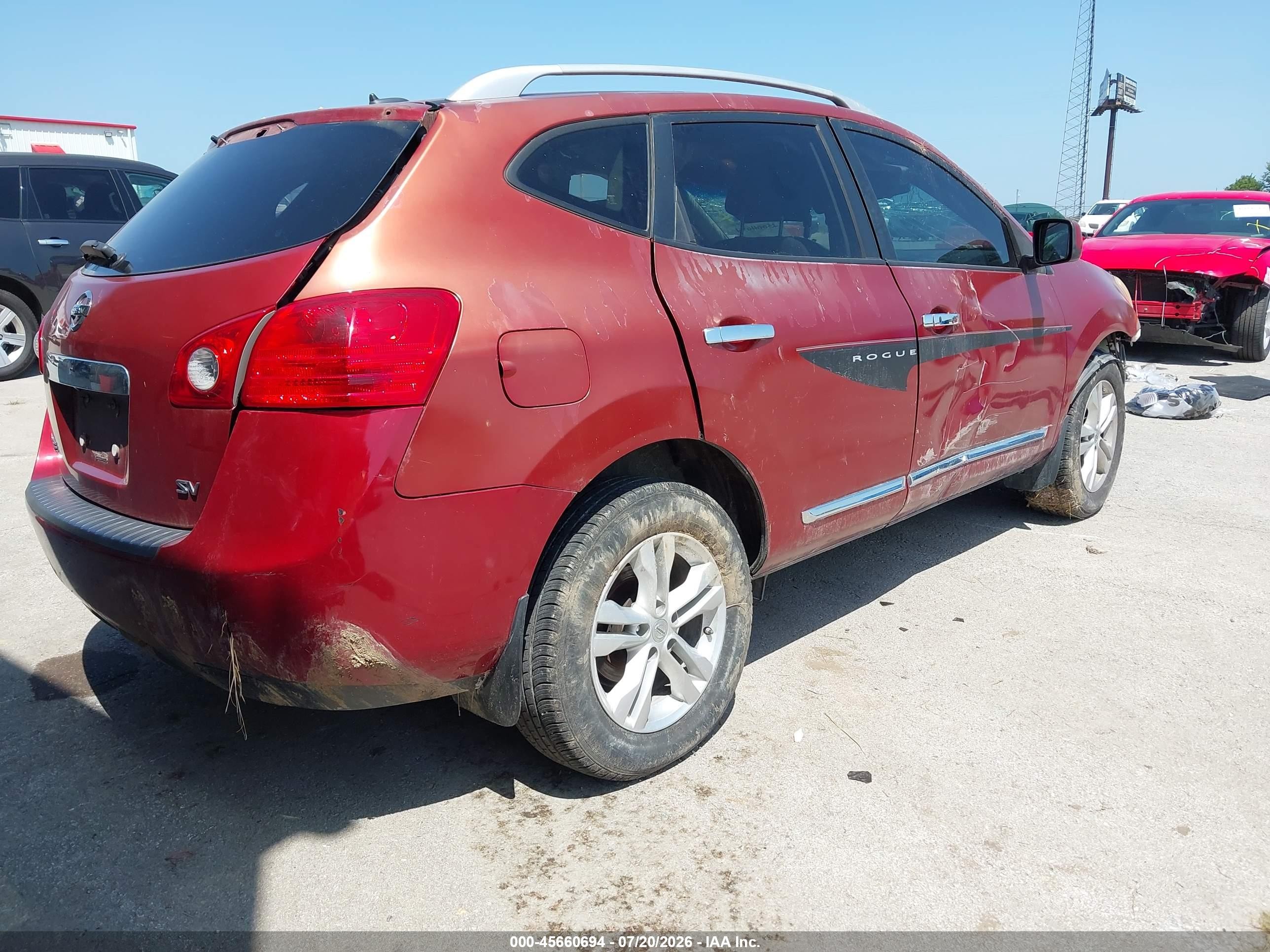 2013 Nissan Rogue Sv Красный vin: JN8AS5MT9DW001994
