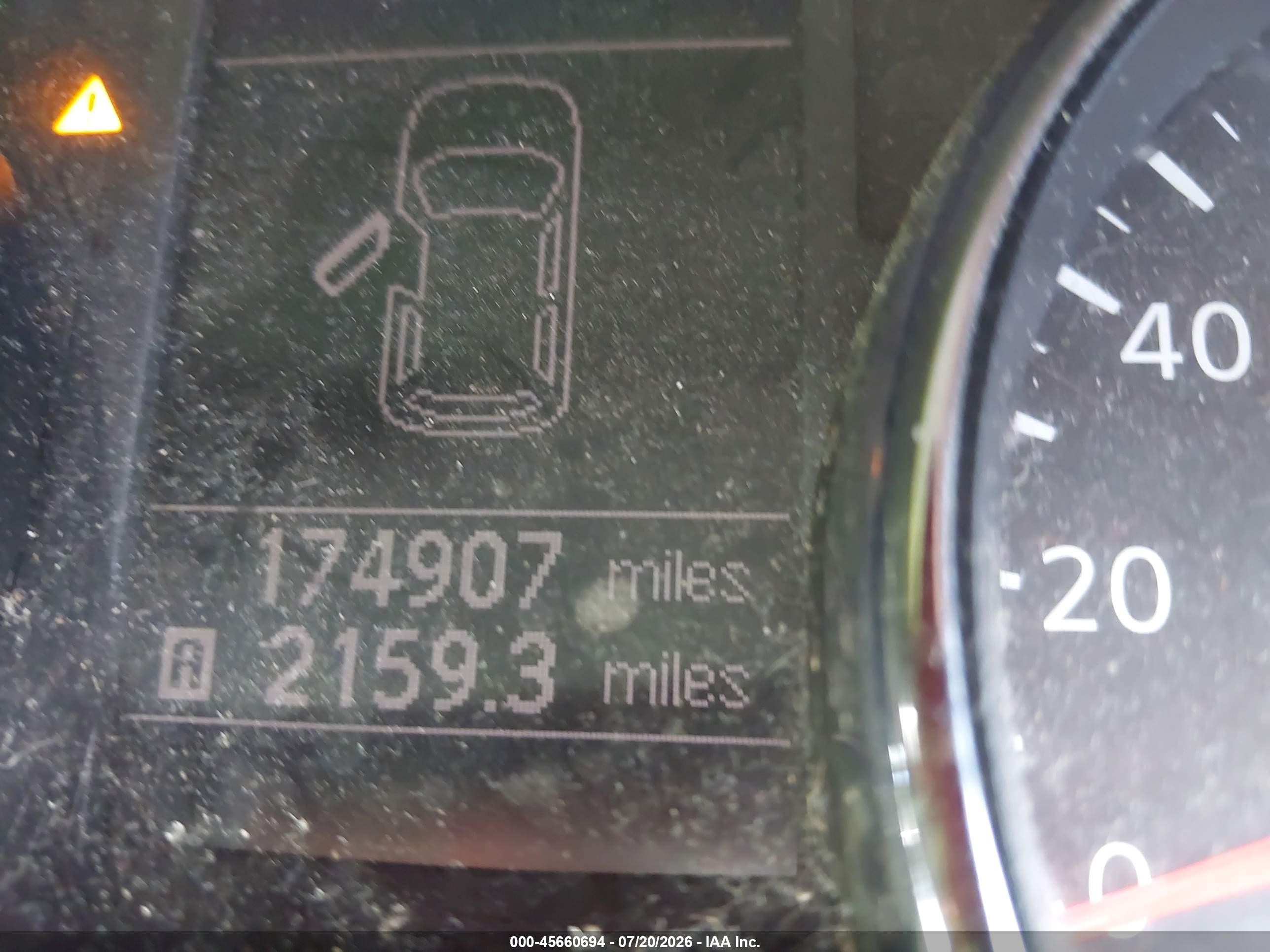 2013 Nissan Rogue Sv Красный vin: JN8AS5MT9DW001994