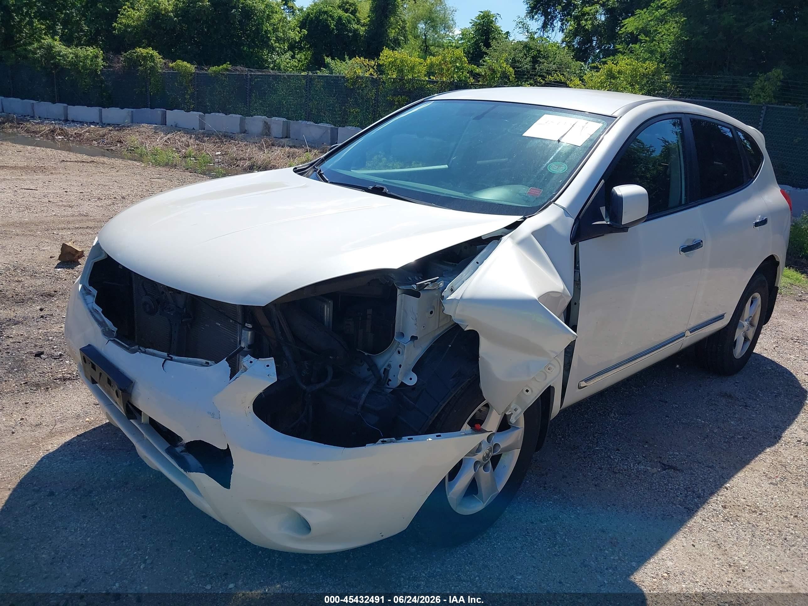 2013 Nissan Rogue S White vin: JN8AS5MT9DW033859