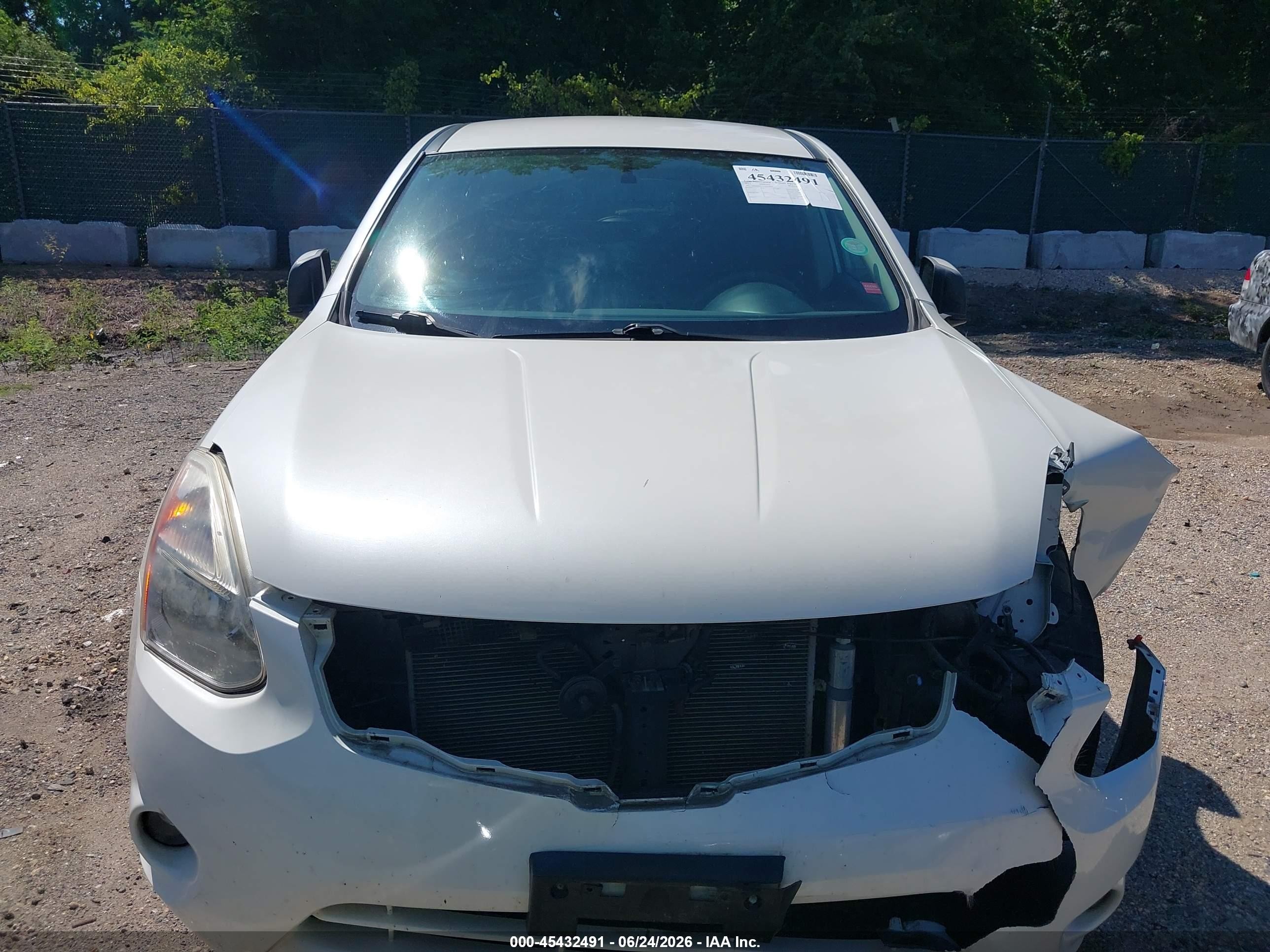 2013 Nissan Rogue S White vin: JN8AS5MT9DW033859