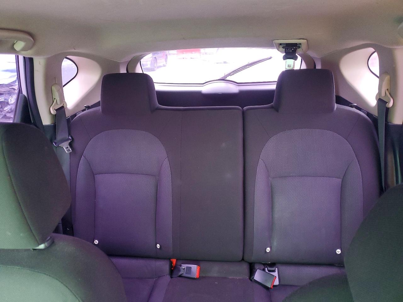 2013 Nissan Rogue S Silver vin: JN8AS5MT9DW509429