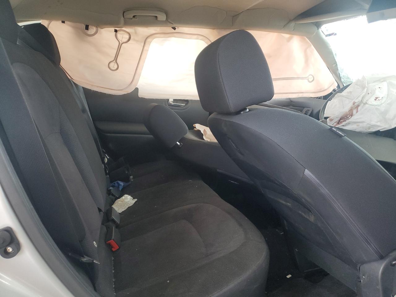 2013 Nissan Rogue S Silver vin: JN8AS5MT9DW536971