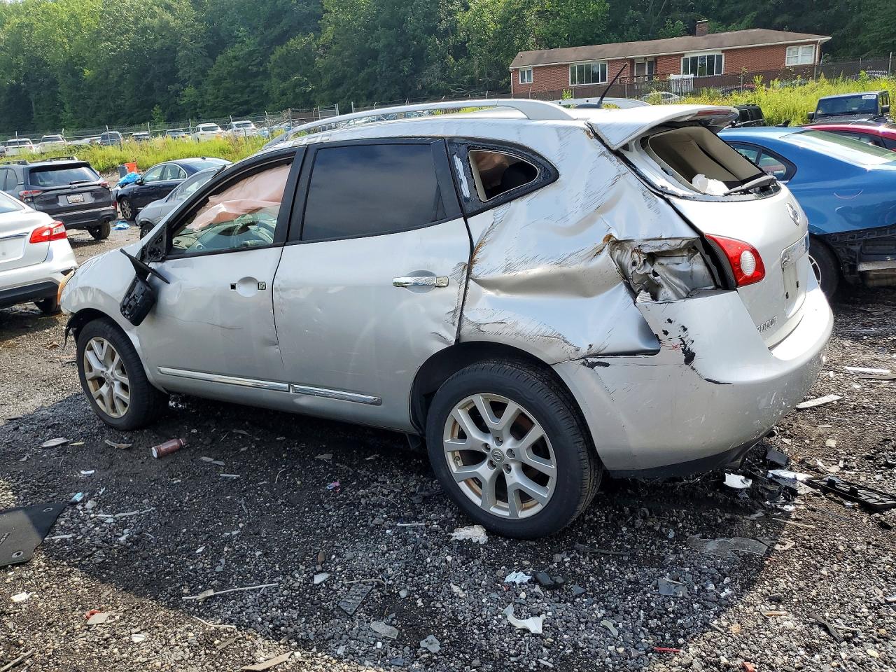2013 Nissan Rogue S Серебряный vin: JN8AS5MT9DW545301