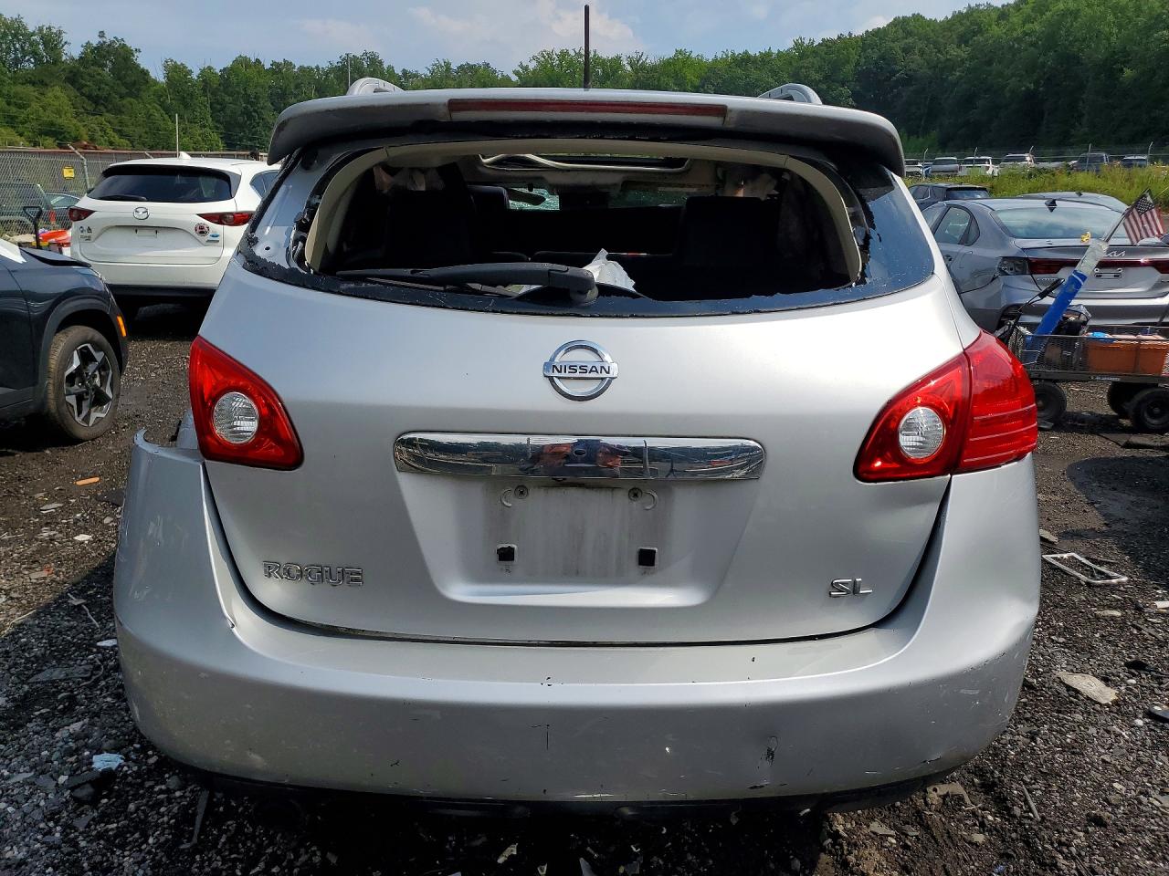 2013 Nissan Rogue S Серебряный vin: JN8AS5MT9DW545301