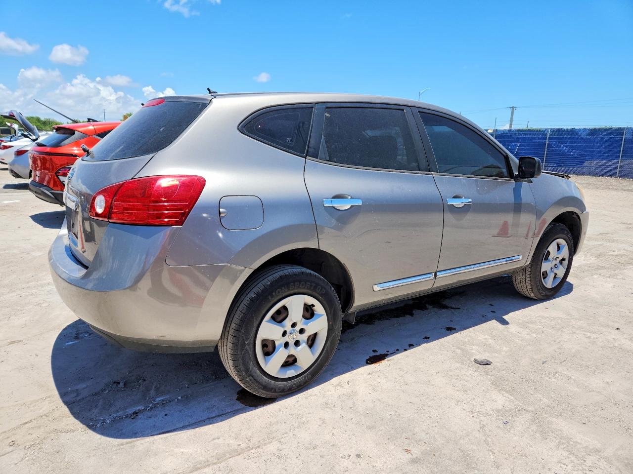 2014 Nissan Rogue Select S Gray vin: JN8AS5MT9EW606468