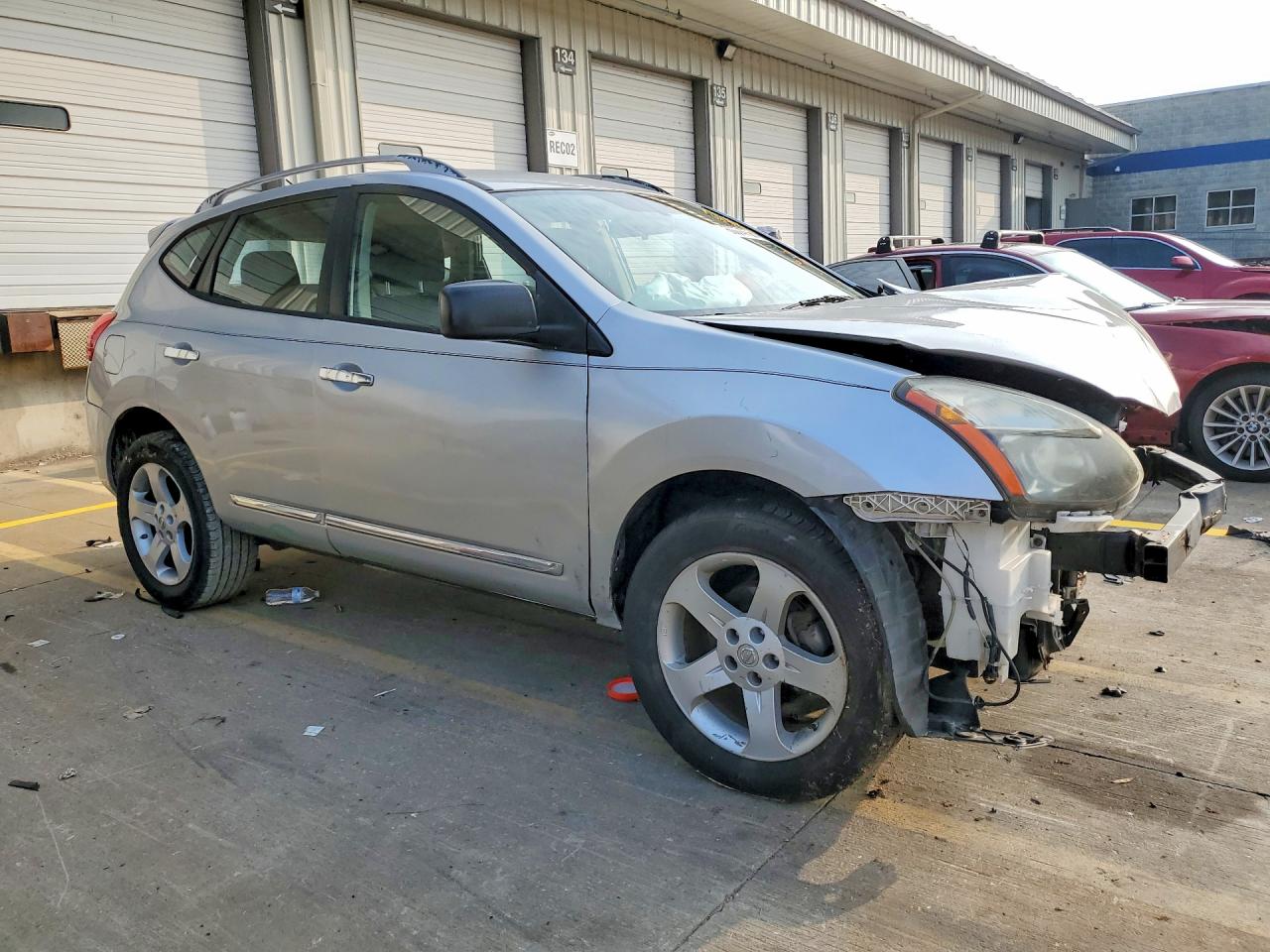2014 Niss Rogue Silver vin: JN8AS5MT9EW615509