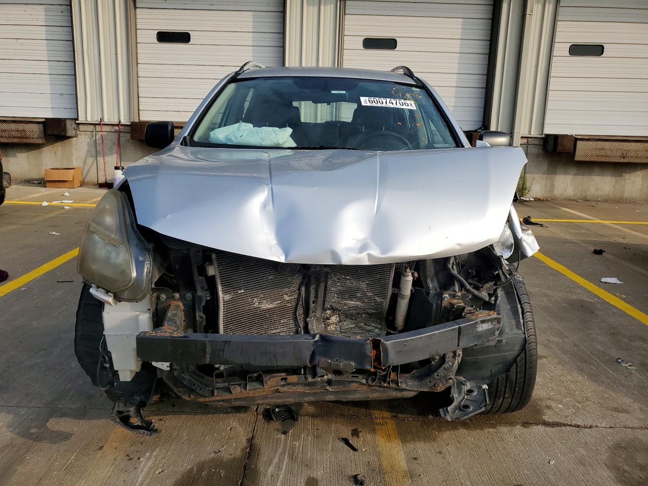 2014 Niss Rogue Silver vin: JN8AS5MT9EW615509