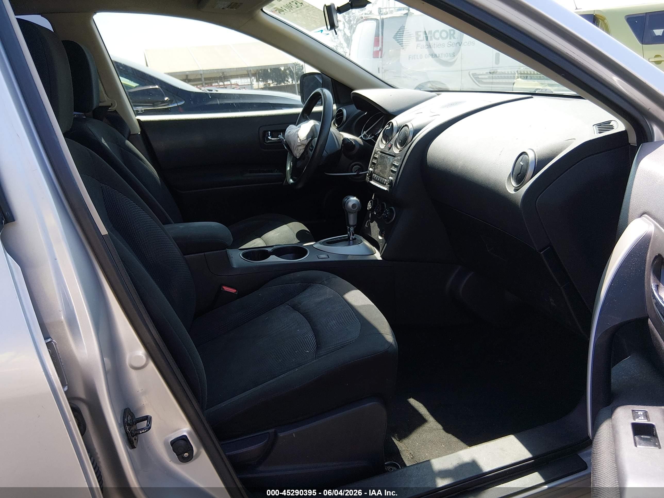 2014 Nissan Rogue Select S Silver vin: JN8AS5MT9EW625084